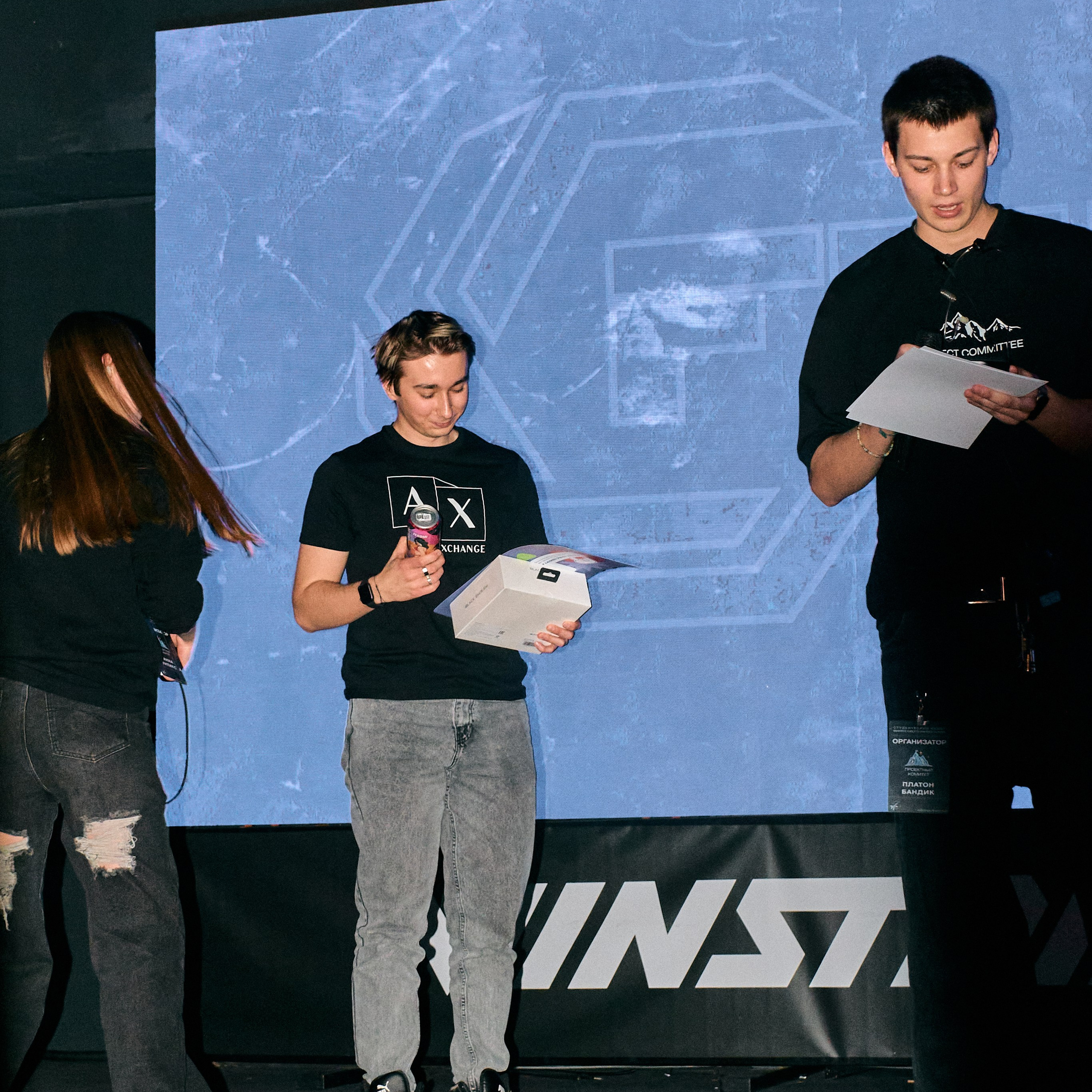 Financial Cybersport League. Дизайнер, студийный и репортажный фотограф в Москве Мария Кузнецова