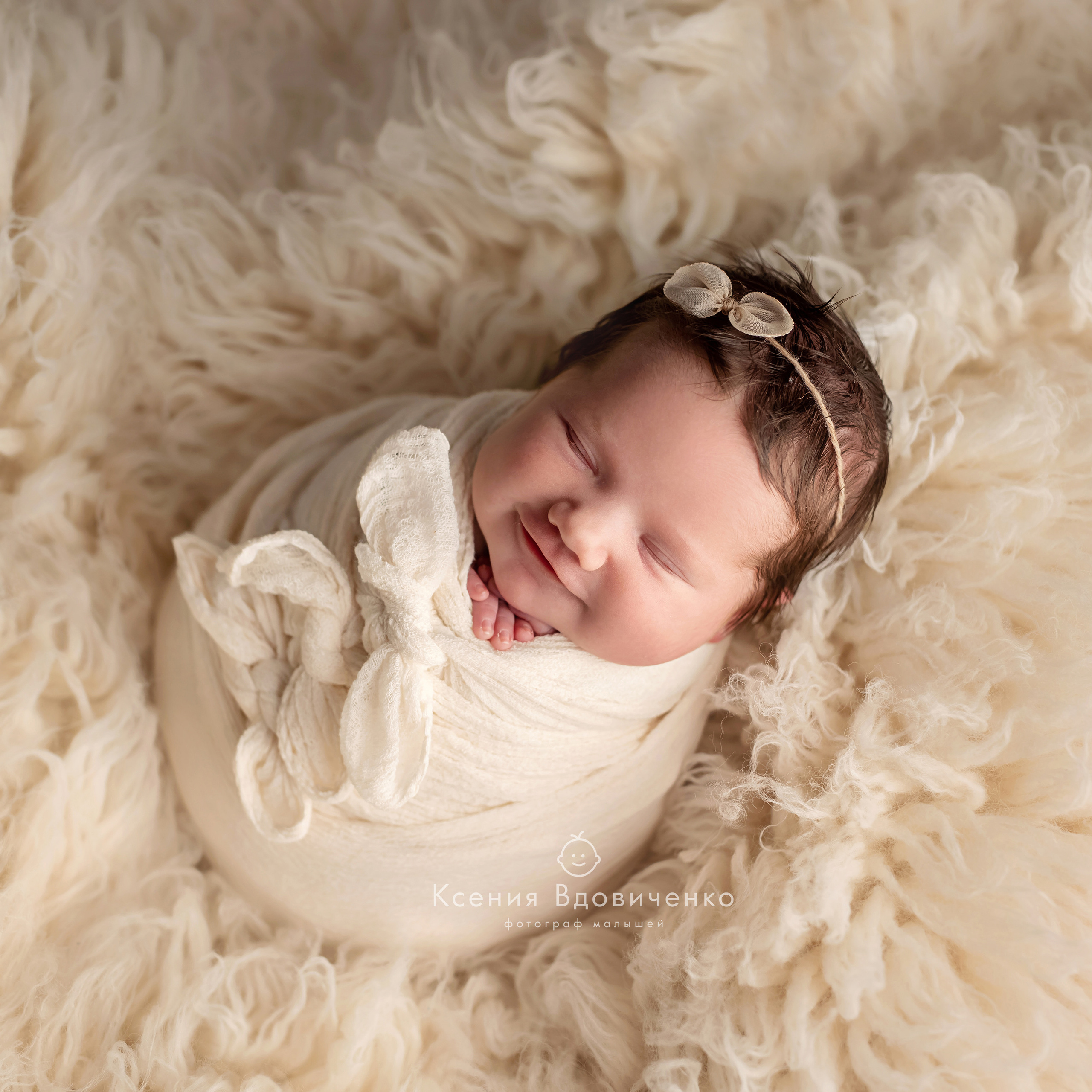 профессиональный фотограф новорожденных Ростов