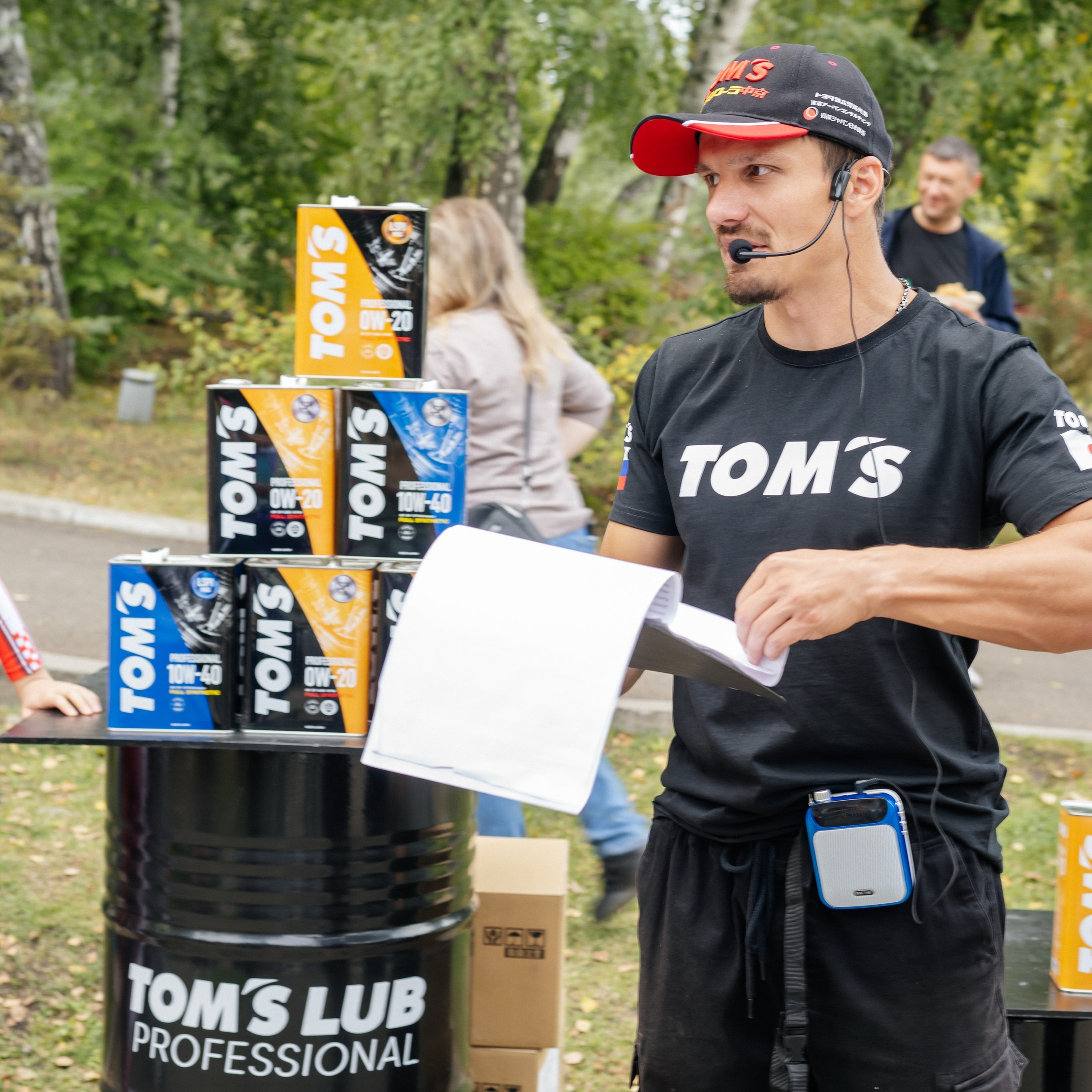 Моторное масло Tom's