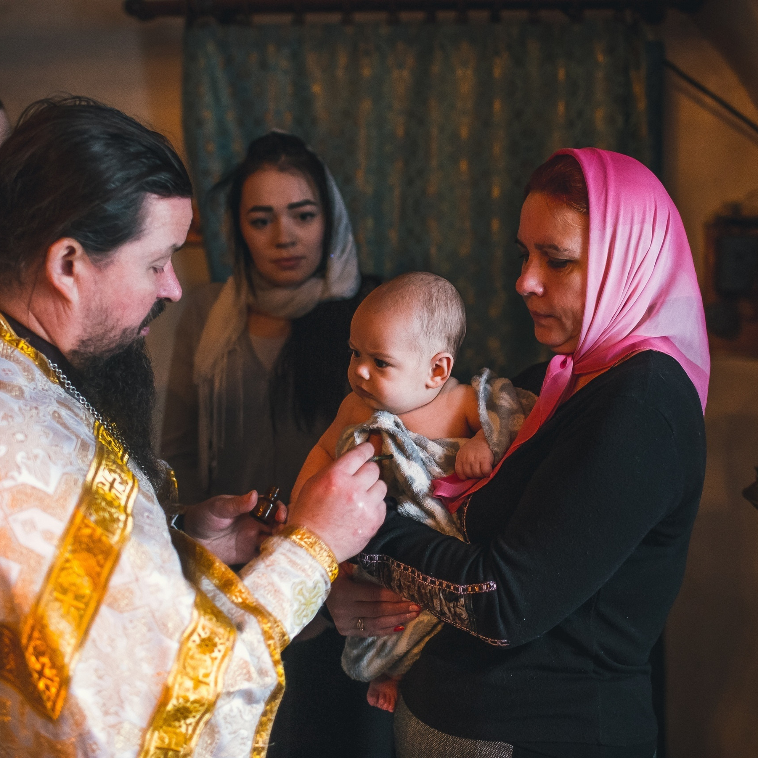 Крестины