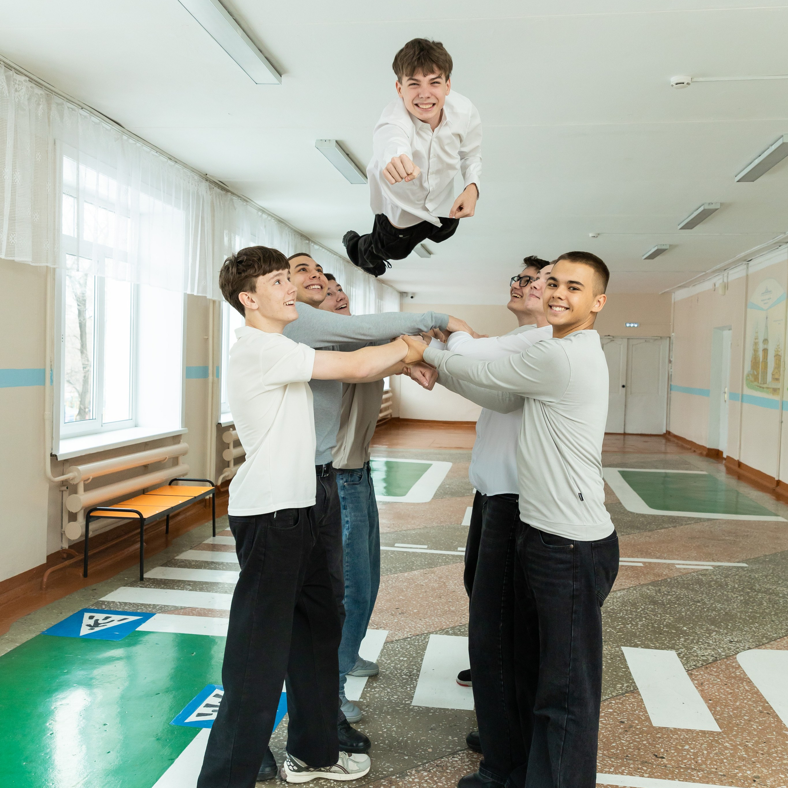 Школьная фотосессия СТАРШЕКЛАССНИКИ