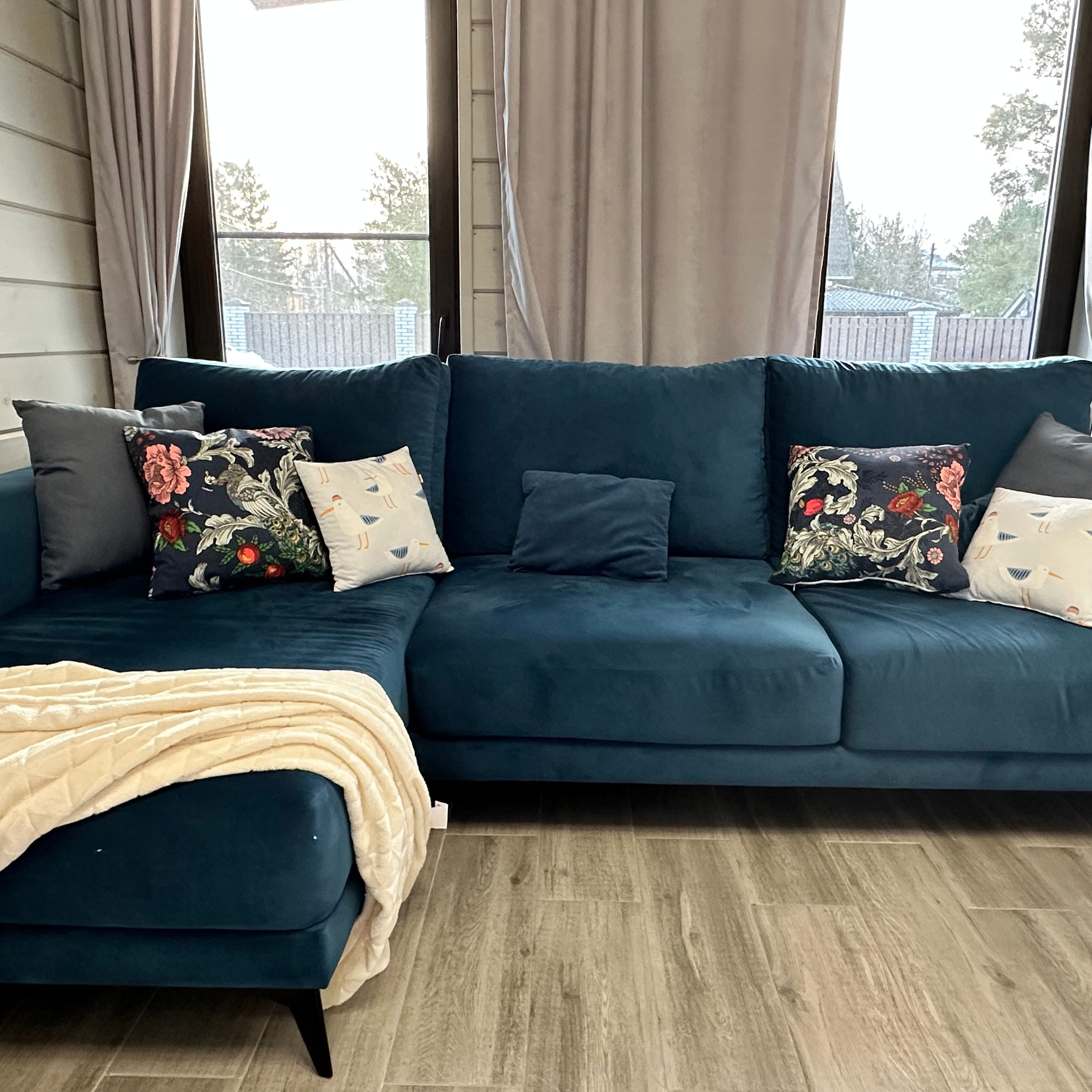 Бронирование. «Гнездо чайки» — Комплекс загородных домов