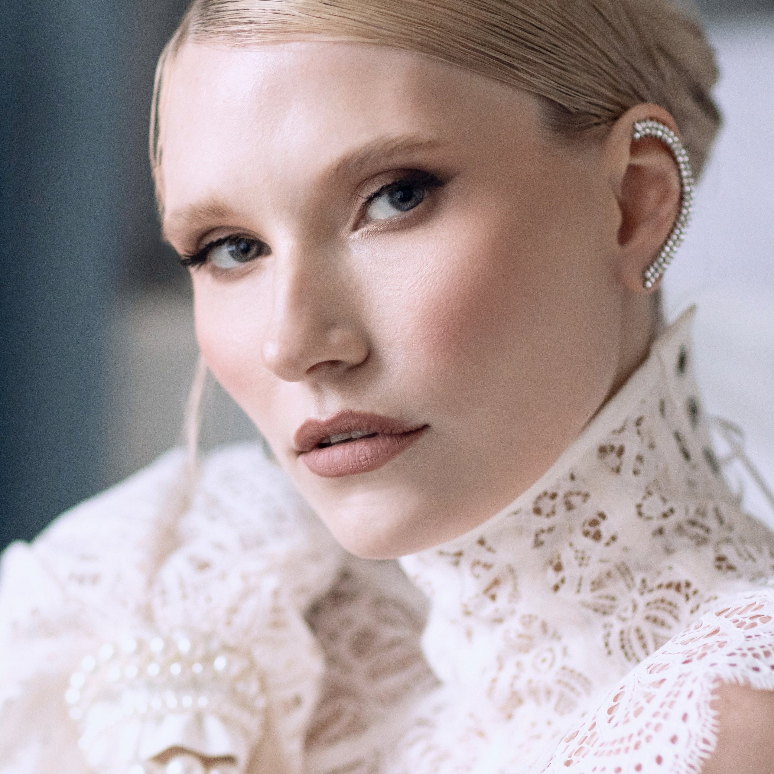 Женский портрет