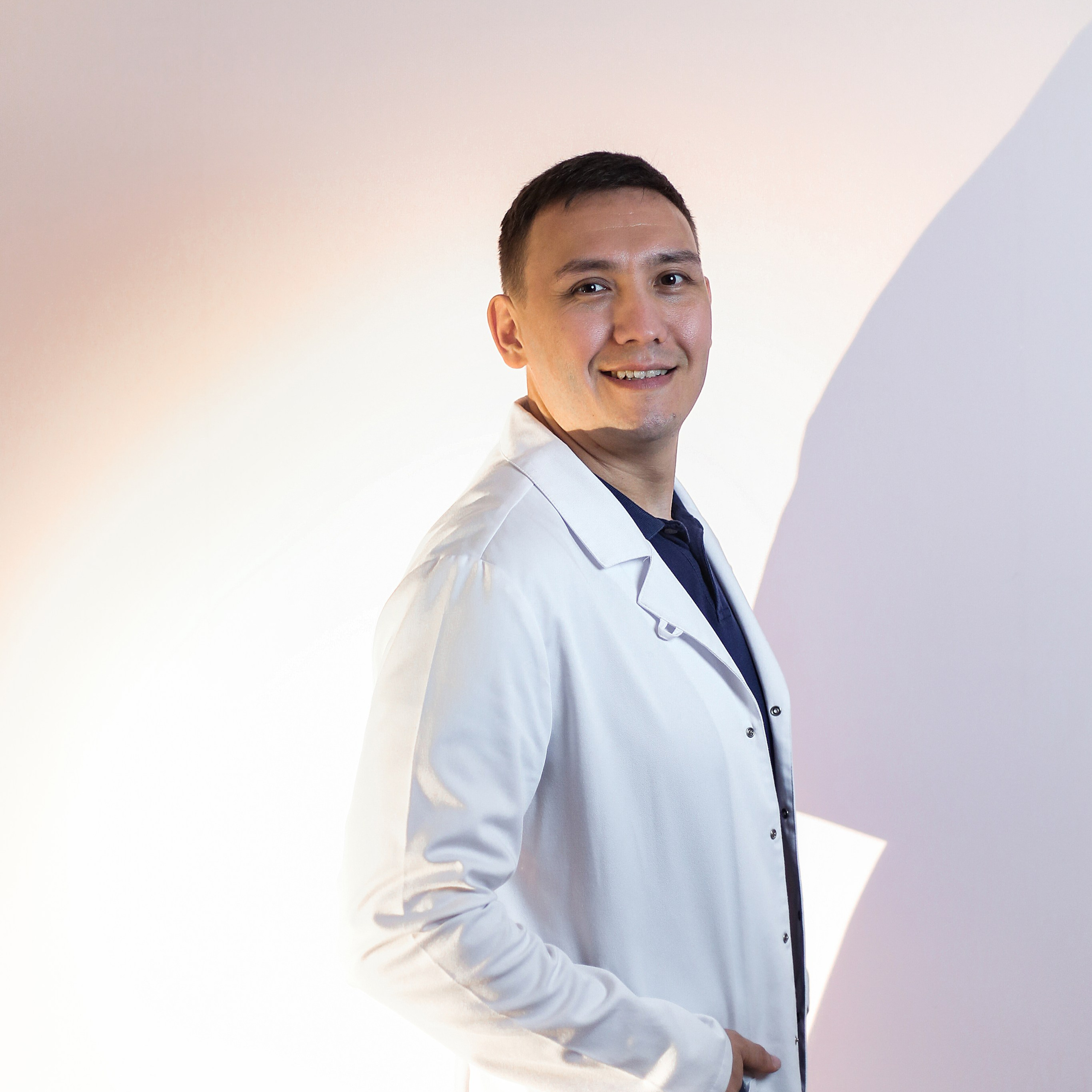 Врач акушер