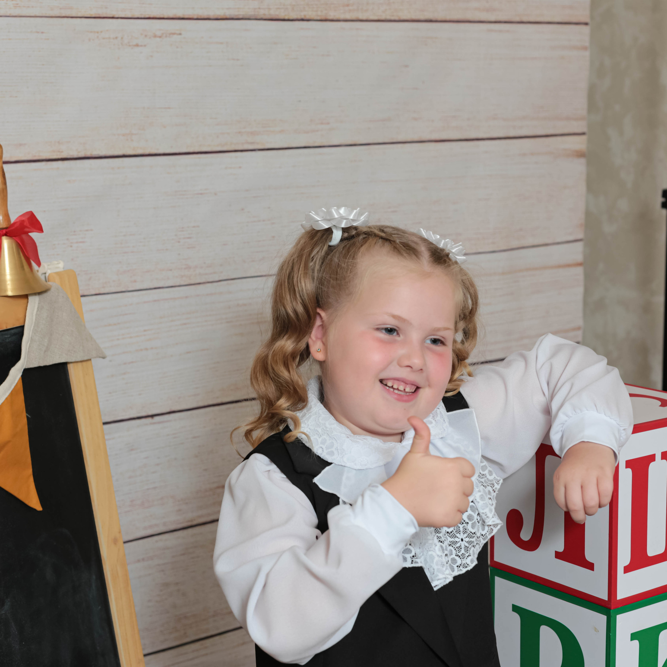 Отзывы. «ФотоЛерия» ФОТОГРАФ ВЫПУСКНЫЕ АЛЬБОМЫ