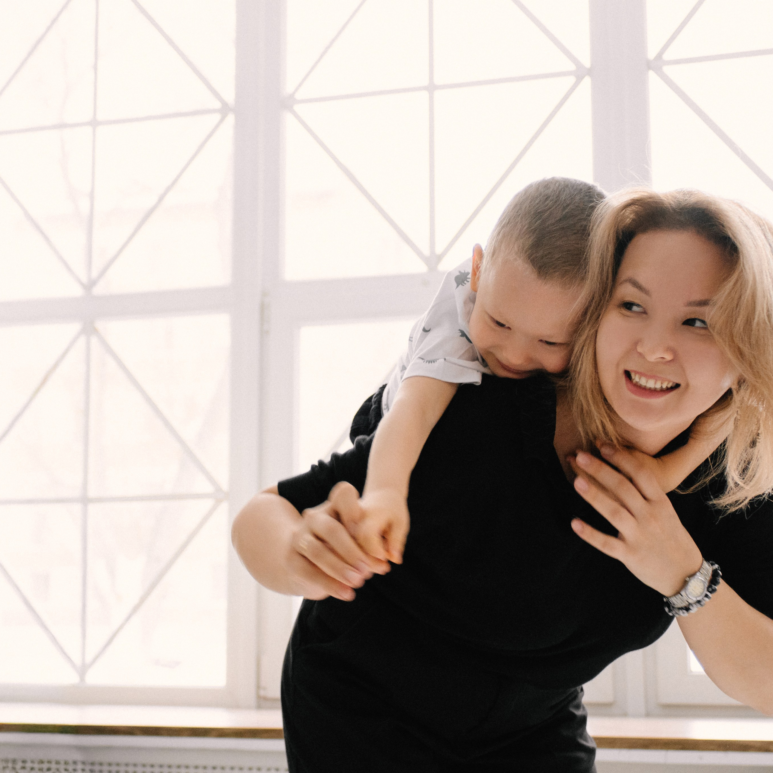 Саша и родители. LeonaStage