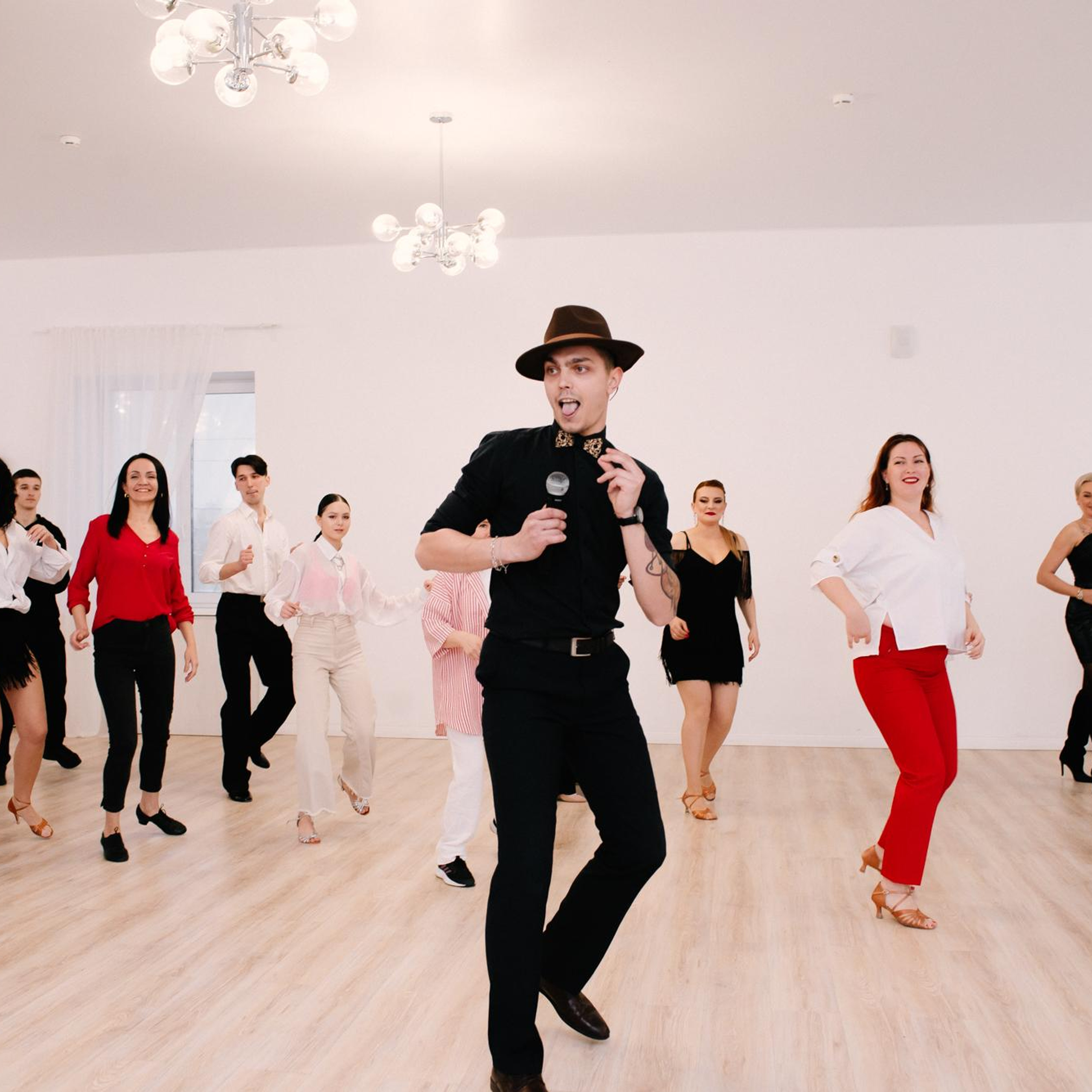 8 марта в коллективе ArtRise