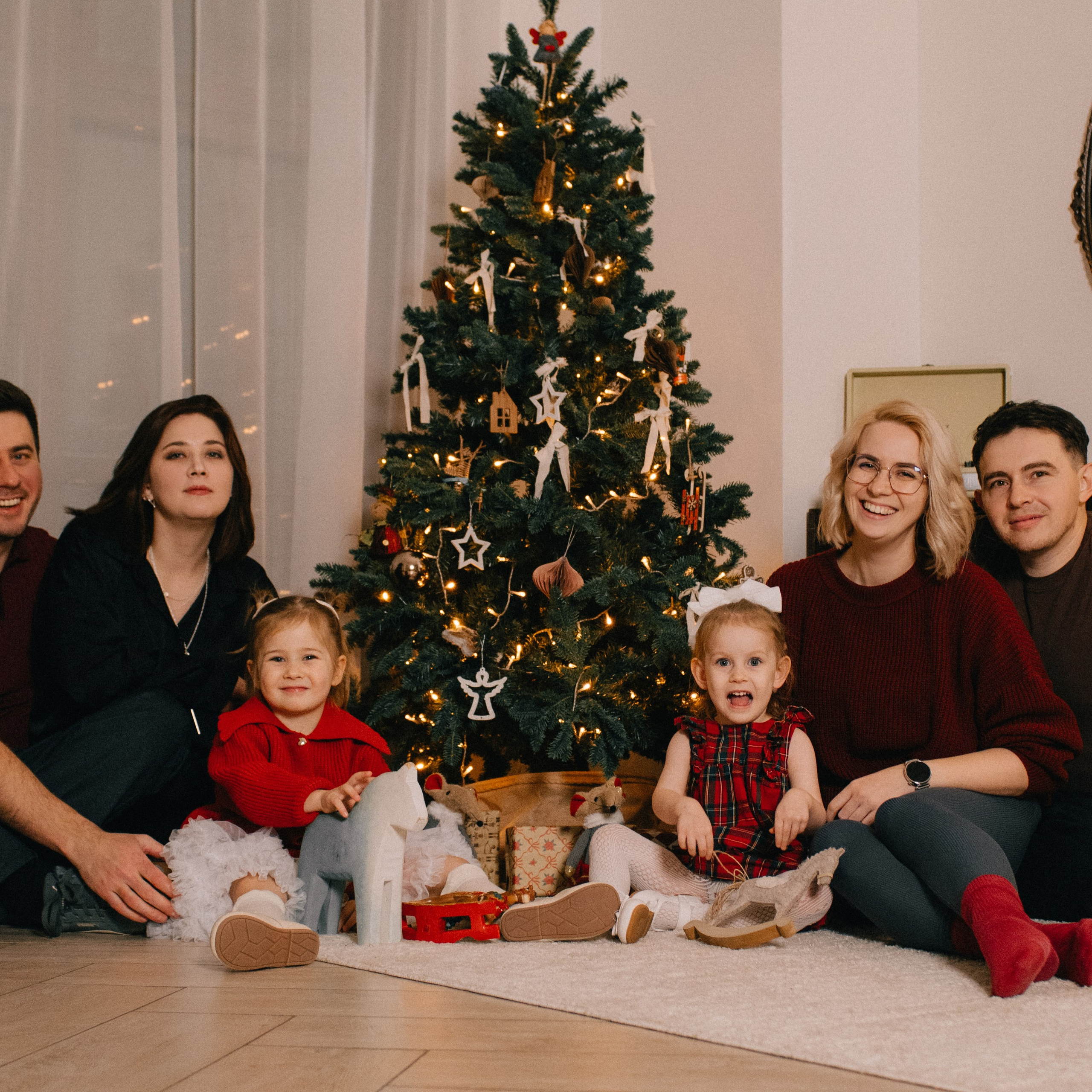 Шестаковы и Корытко. Barhat. Новогоднее