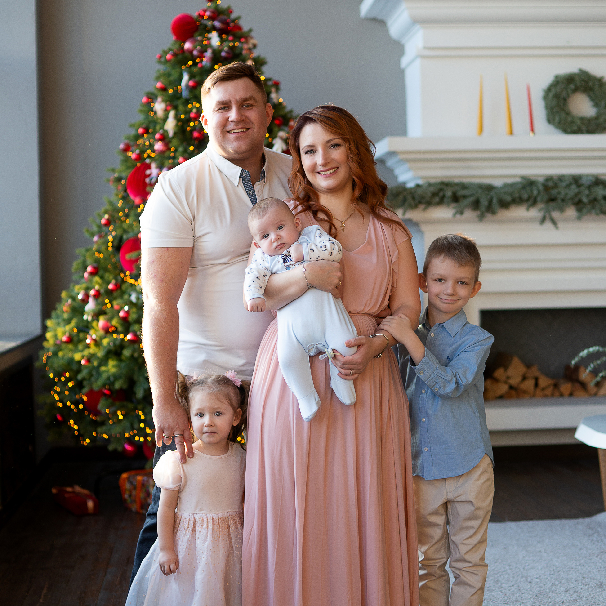 Ксения, Дмитрий, Арсений, Катюша и Алеша