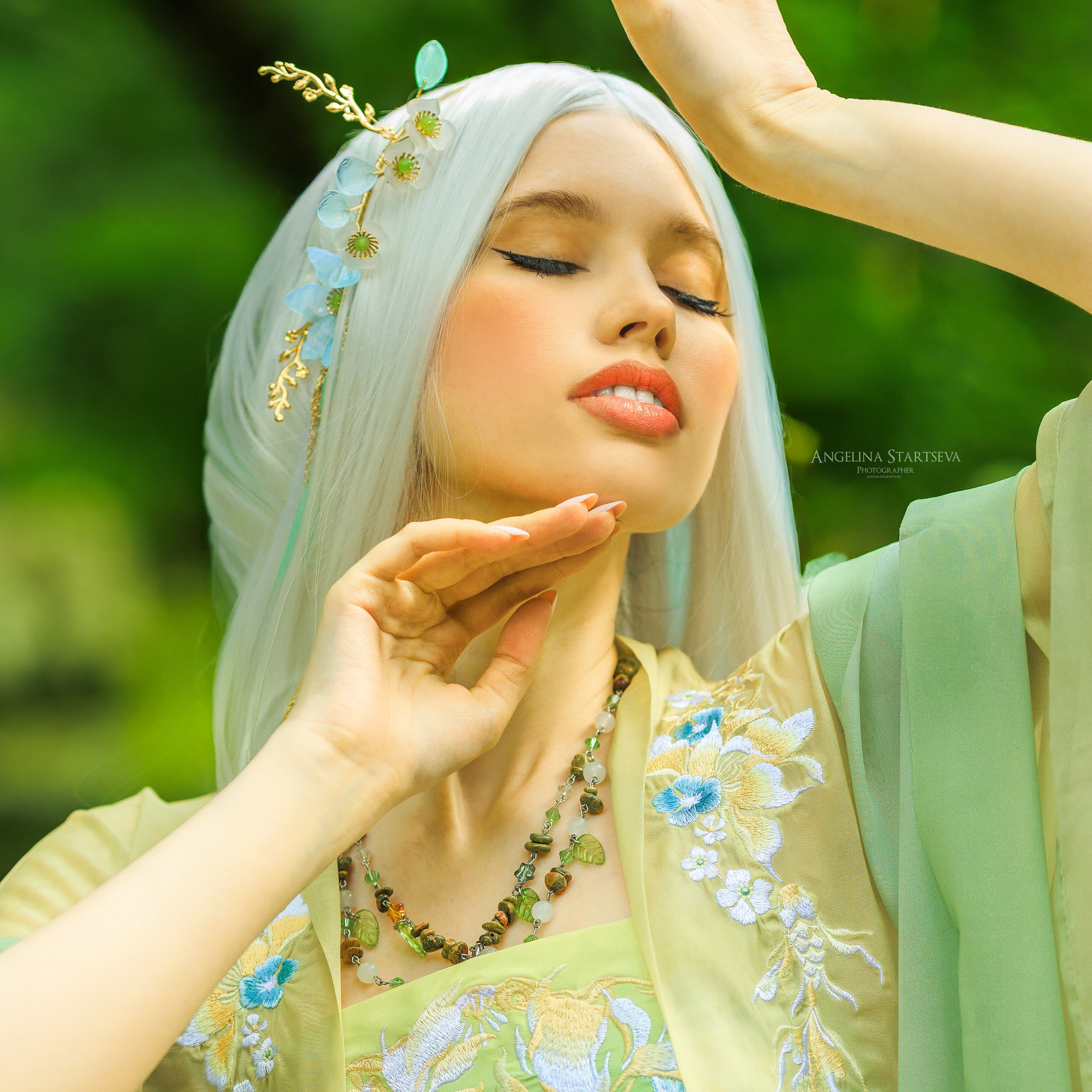 Небожительница,&nbsp;天人