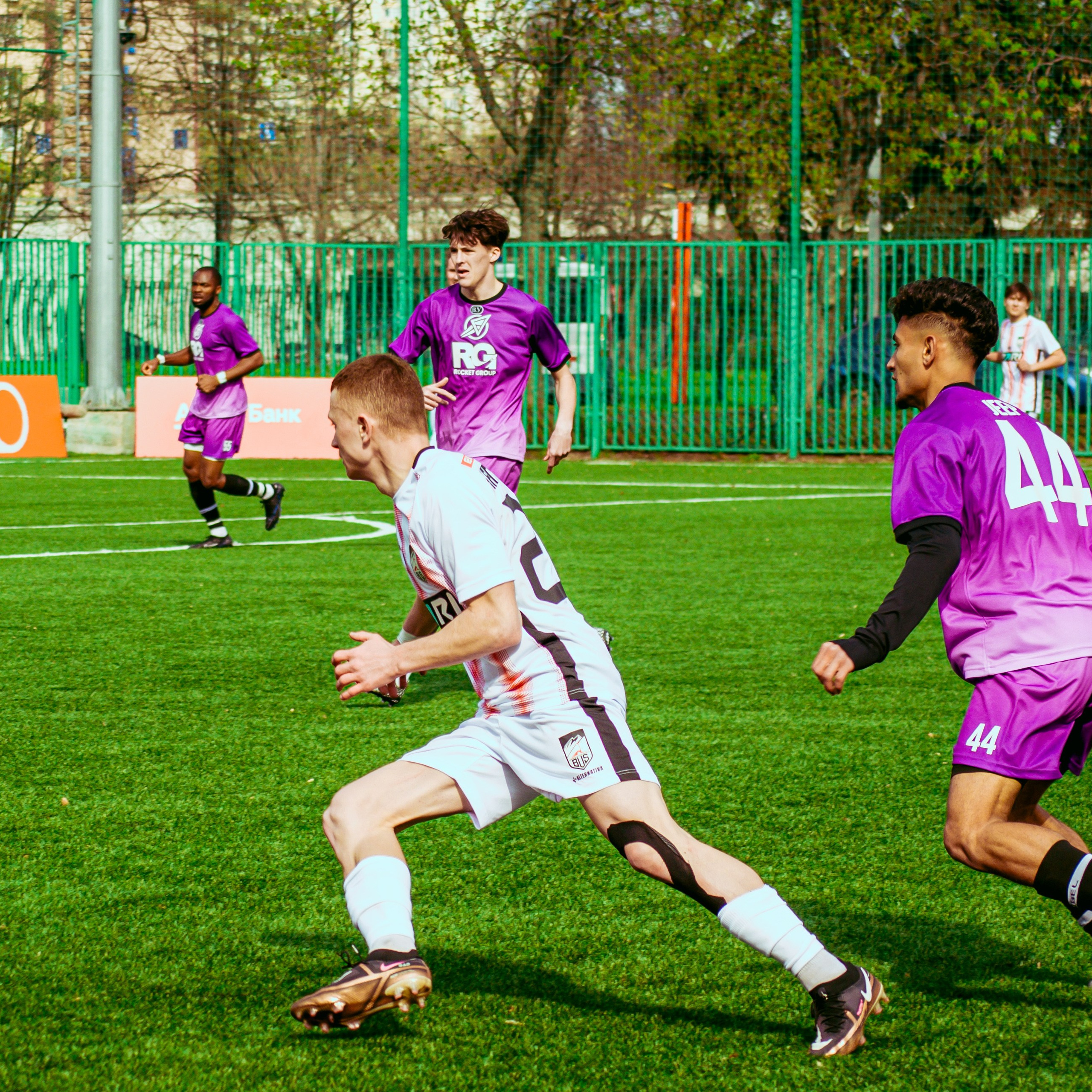 Другие команды. Ирина Савельева — фотограф