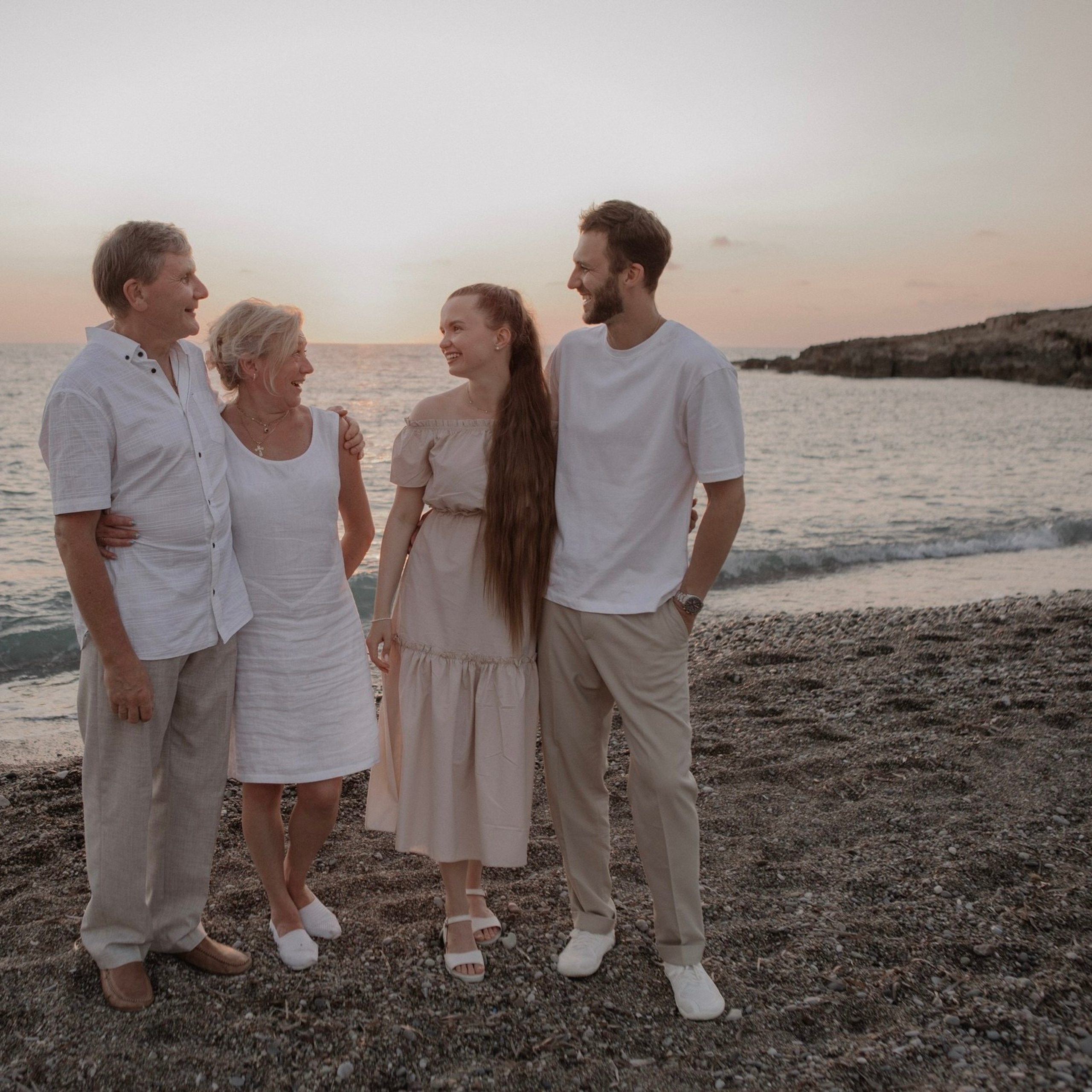 FEEDBACK. Portrait, family and pet photographer in Cyprus, Ksenia Bourdelle