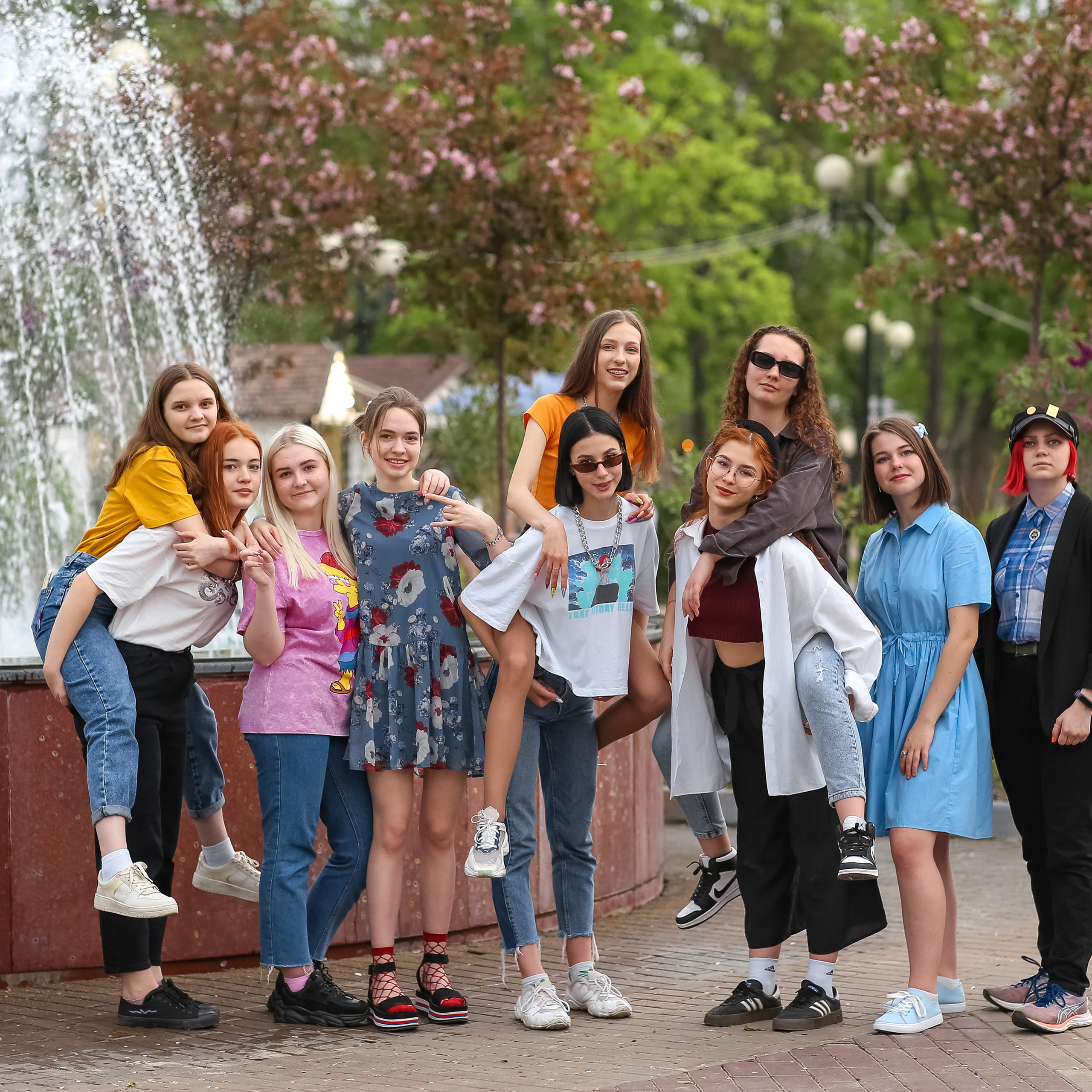 Отзывы о школьном фотографе. Школьные выпускные альбомы в Белгороде