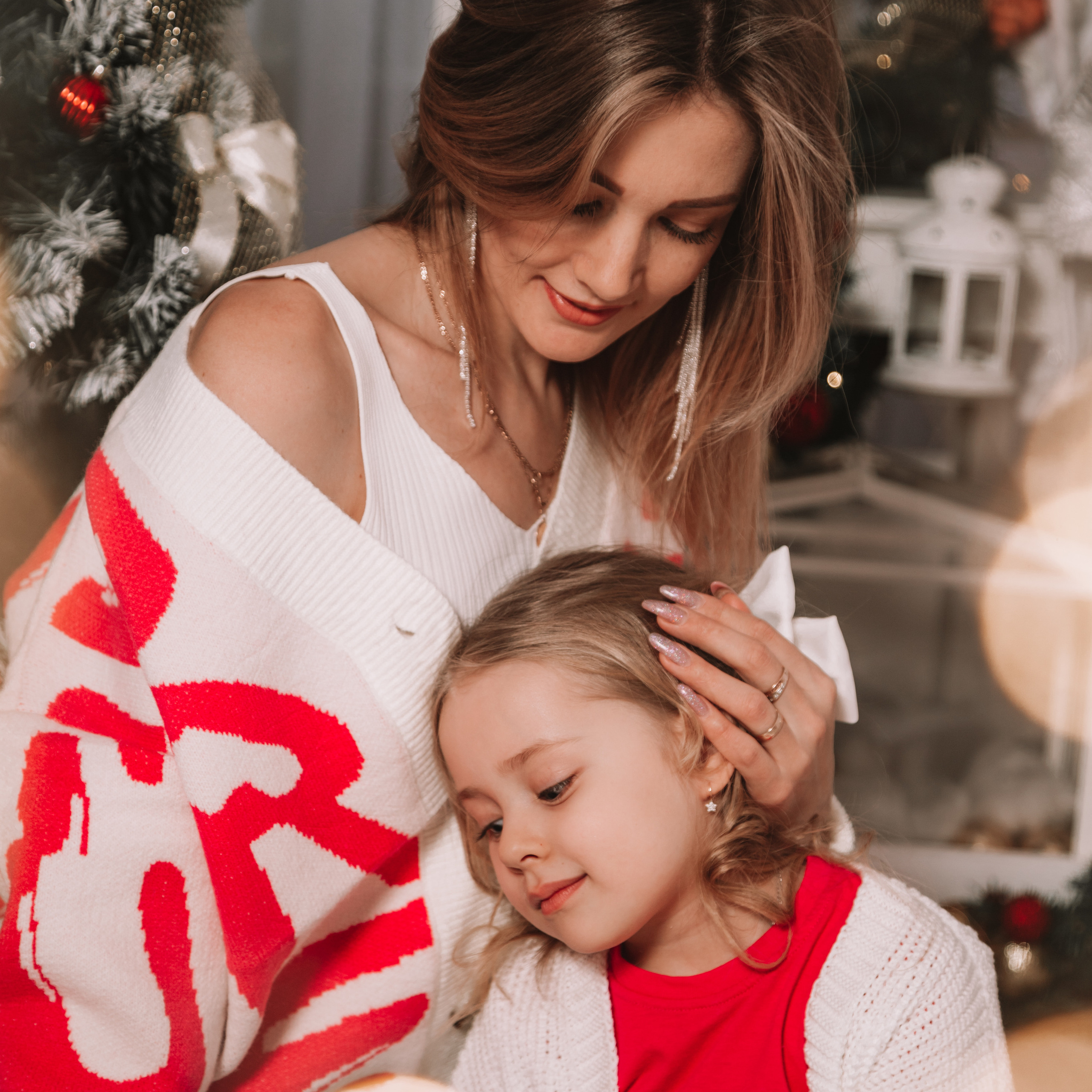 Мария с дочкой