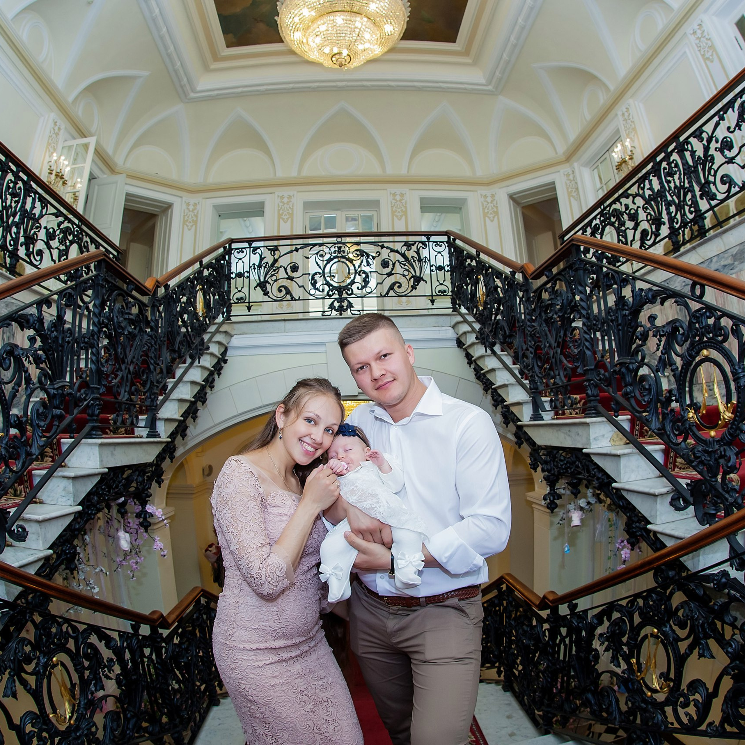 Торжественная регистрация в доме малютки.