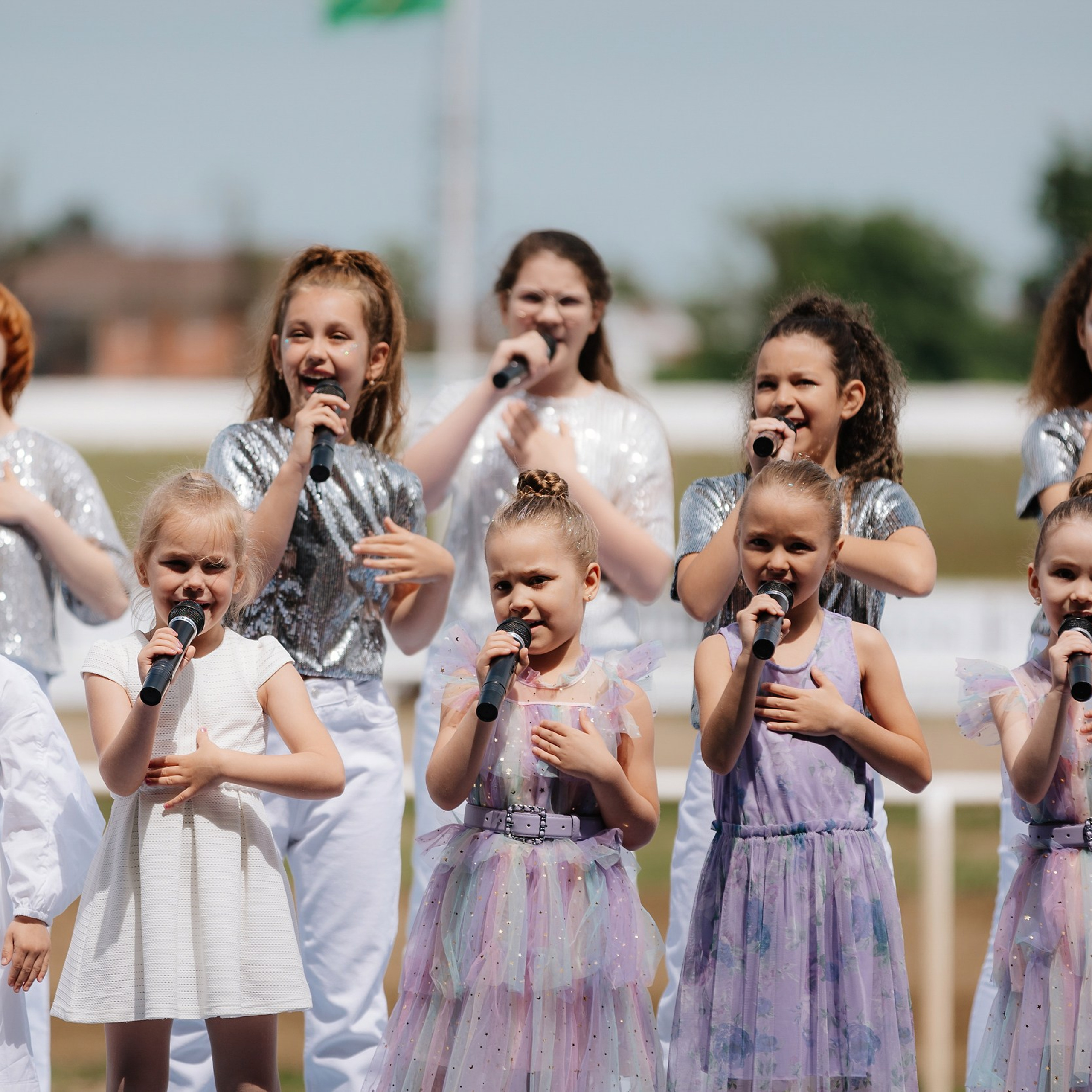 Скачки 11.05.24. Photographer | Anna Christia