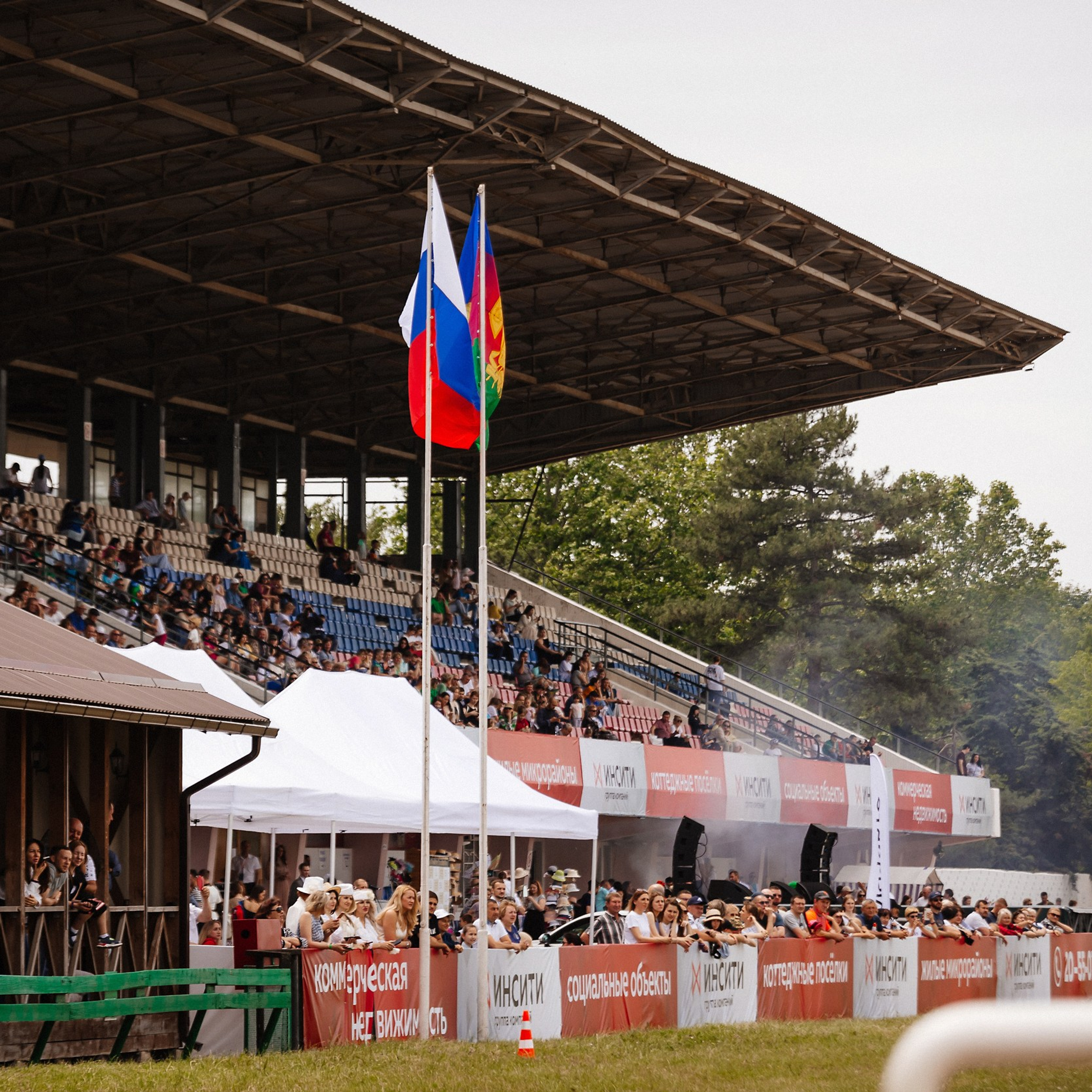 Скачки 10.06.23. Photographer | Anna Christia