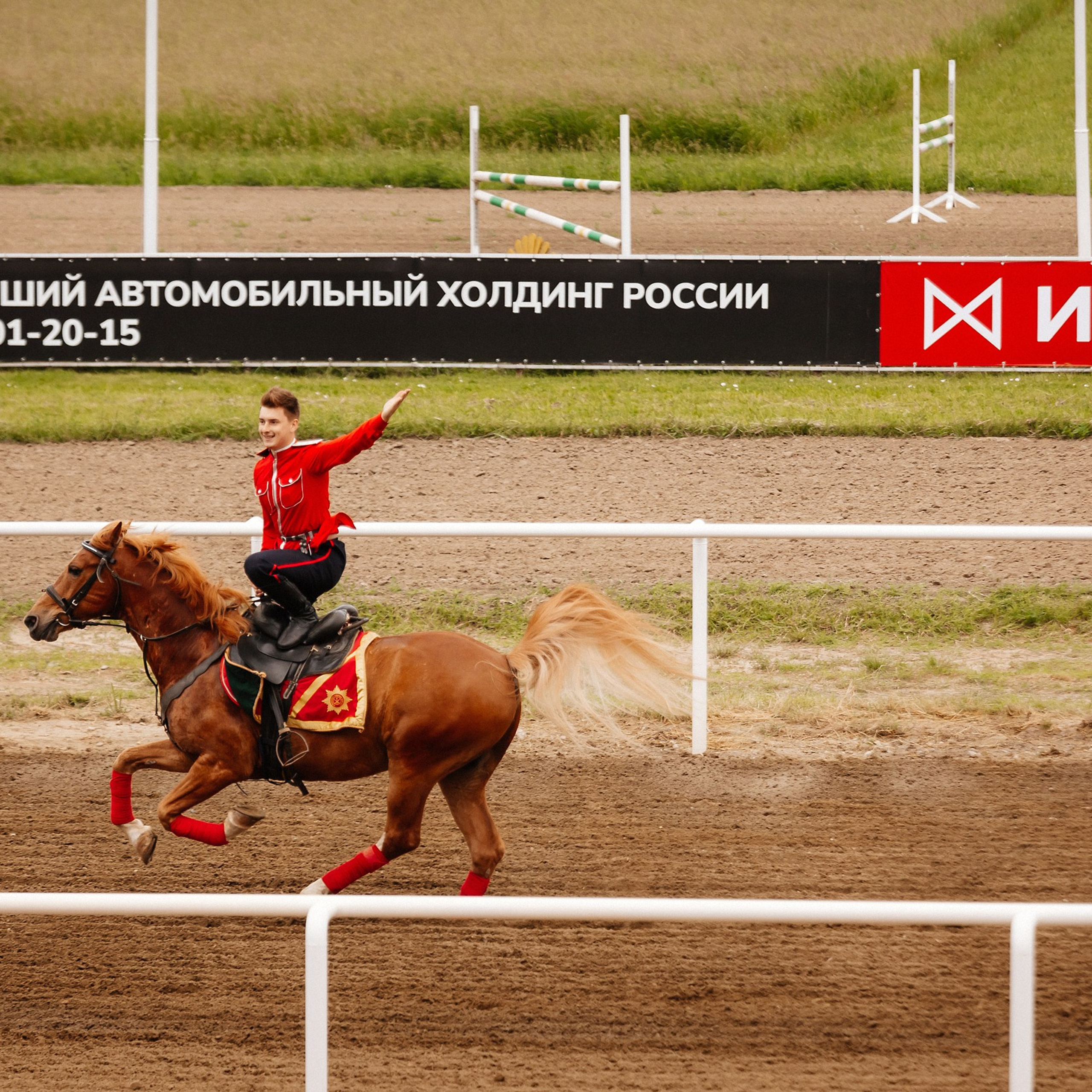 Скачки 10.06.23. Photographer | Anna Christia