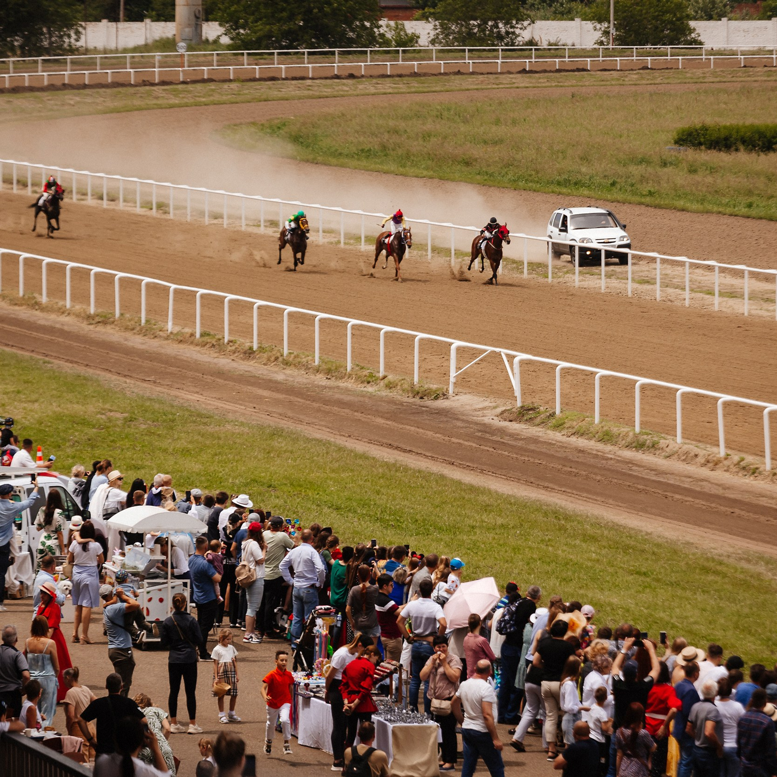 Скачки 10.06.23. Photographer | Anna Christia