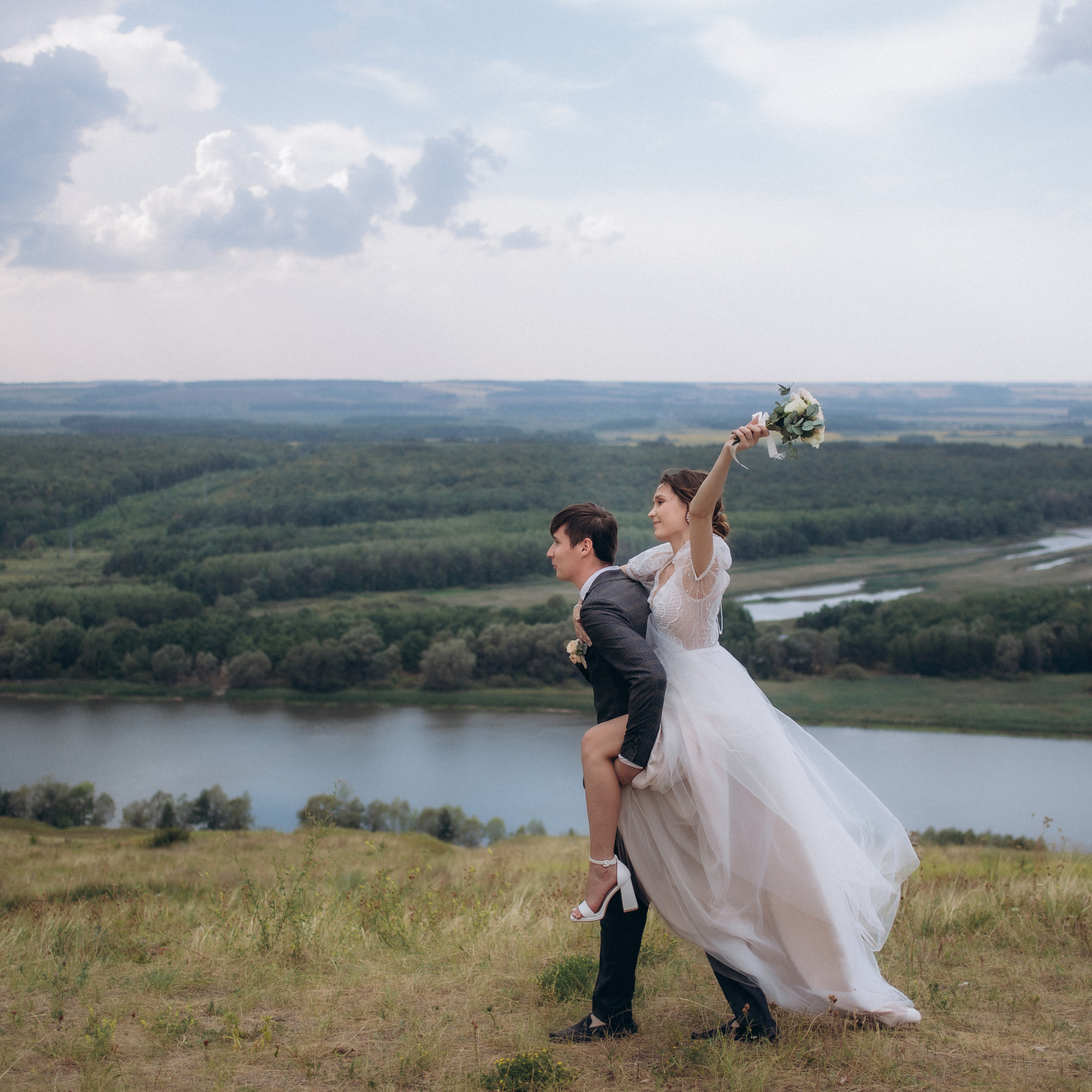 Айгуль & Ранель