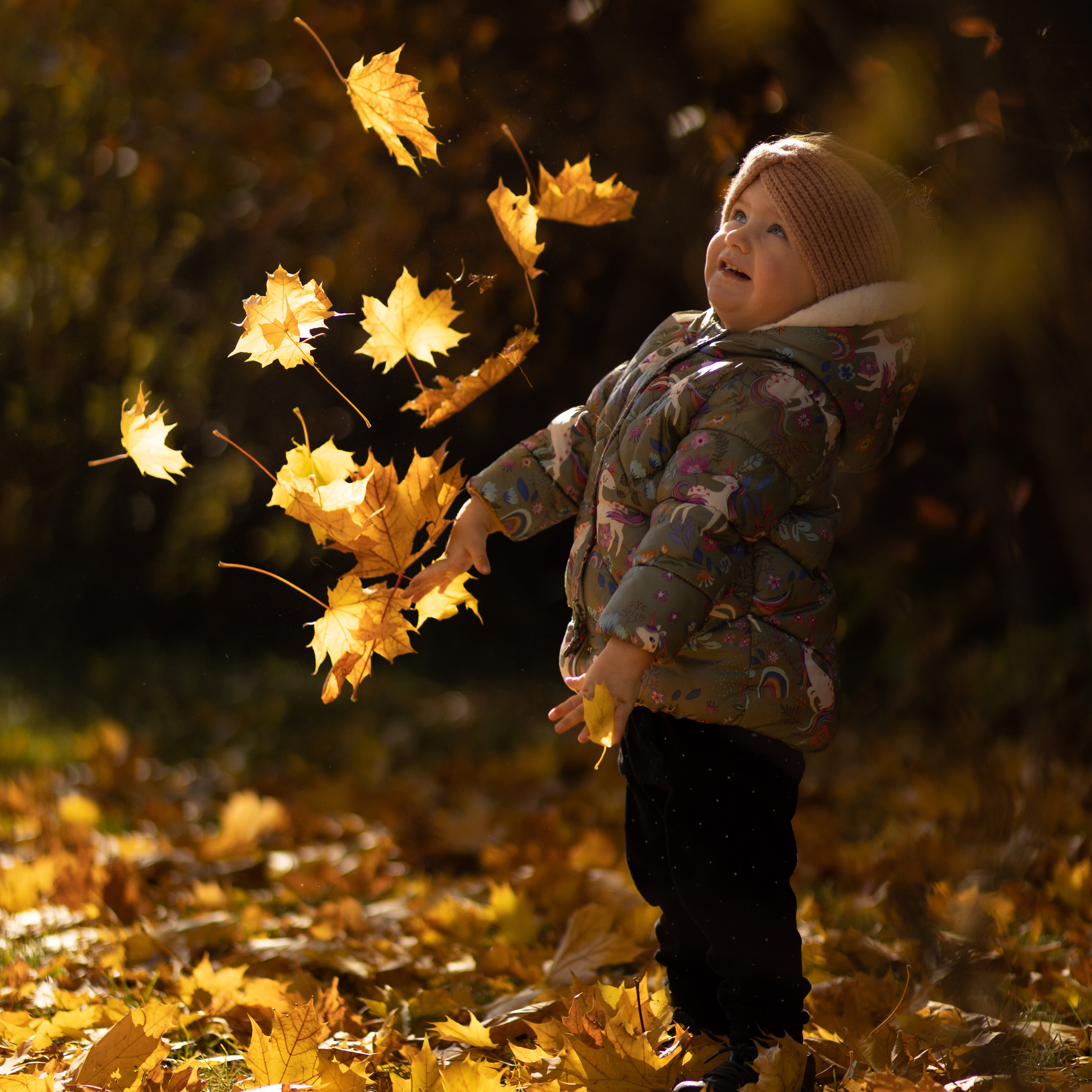 Золотая осень: Маша и Антон, Соня и Алёнка