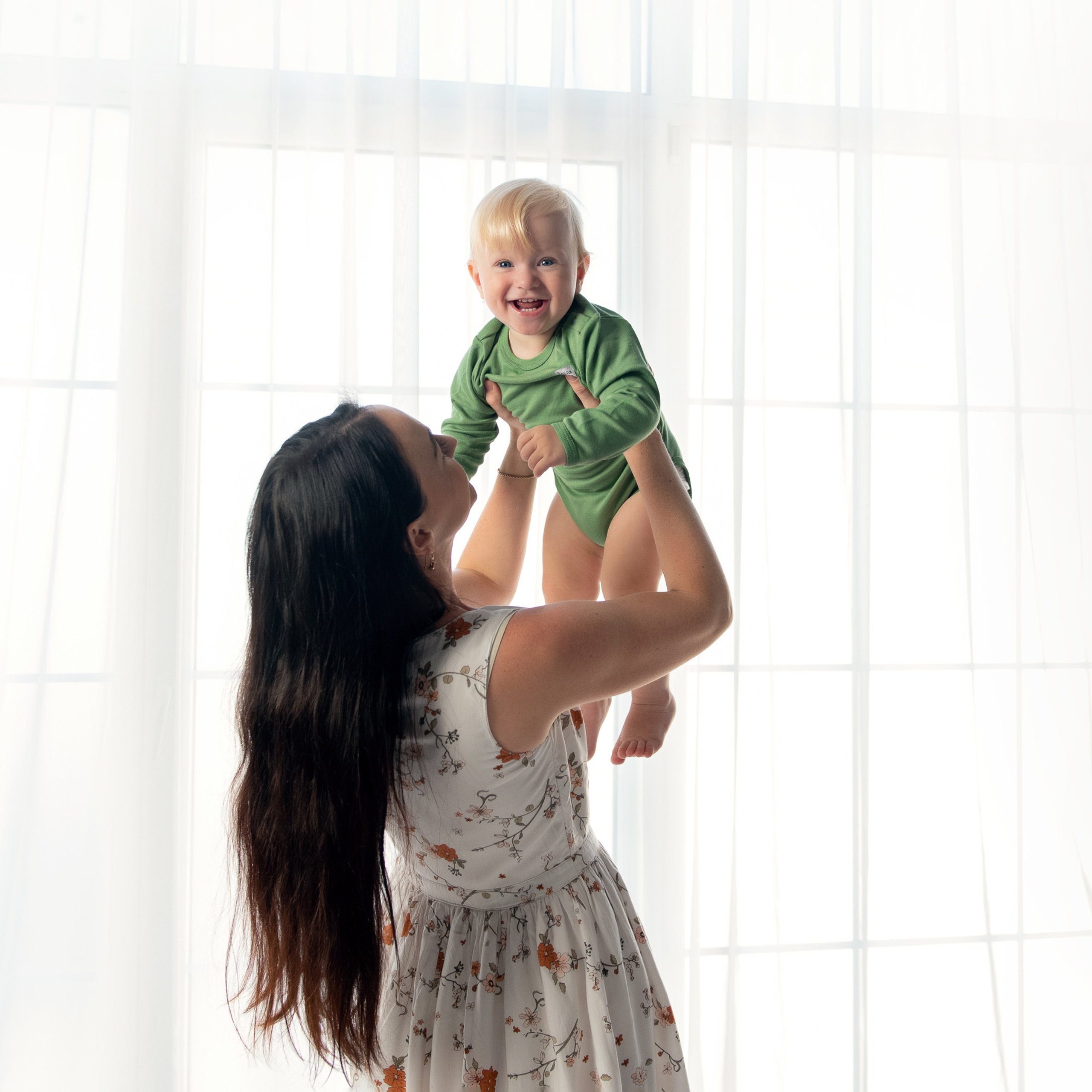 Отзывы о работе фотографа Елены Манжелей. Выпускные альбомы для школьников в Череповце