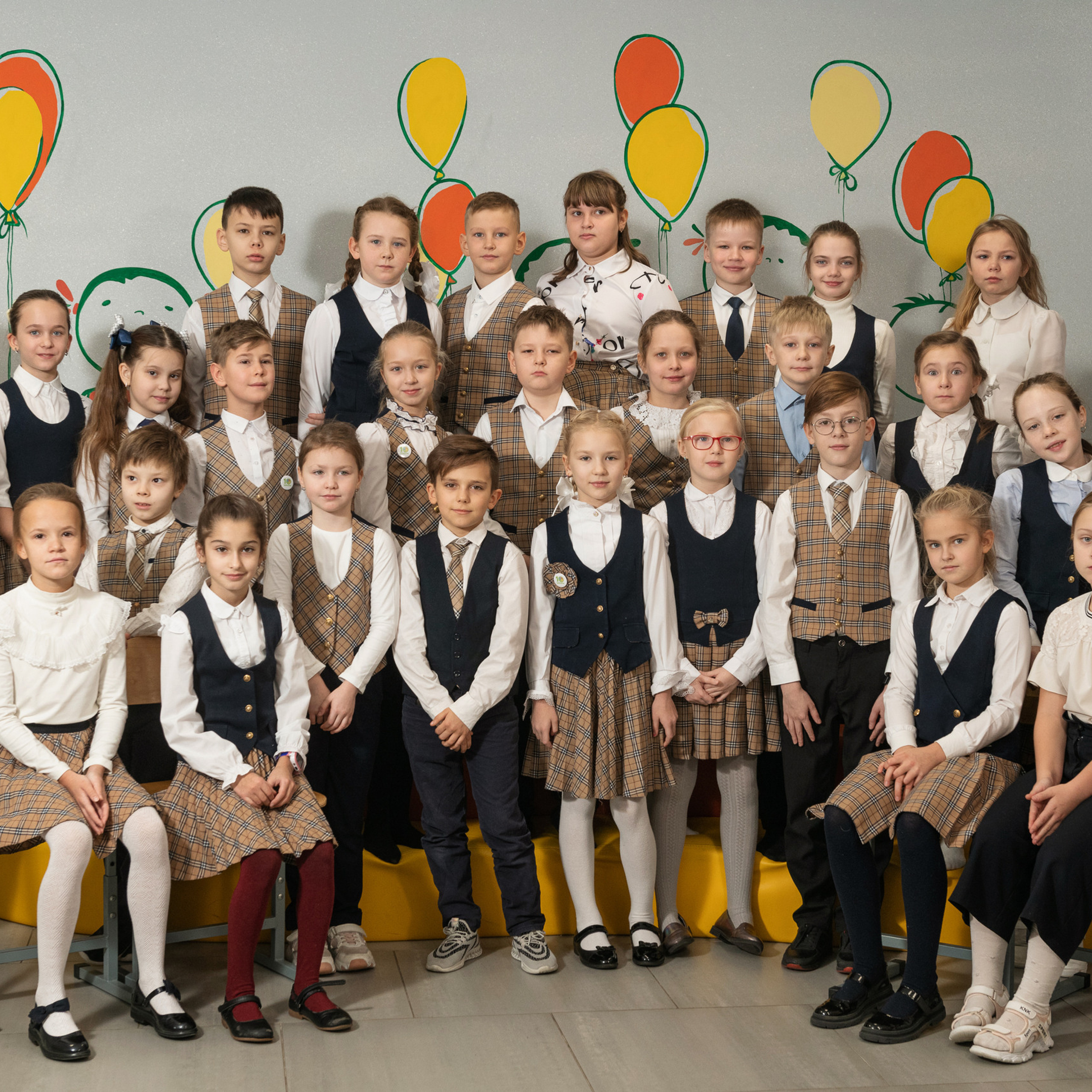 Отзывы о работе фотографа Елены Манжелей. Выпускные альбомы для школьников в Череповце