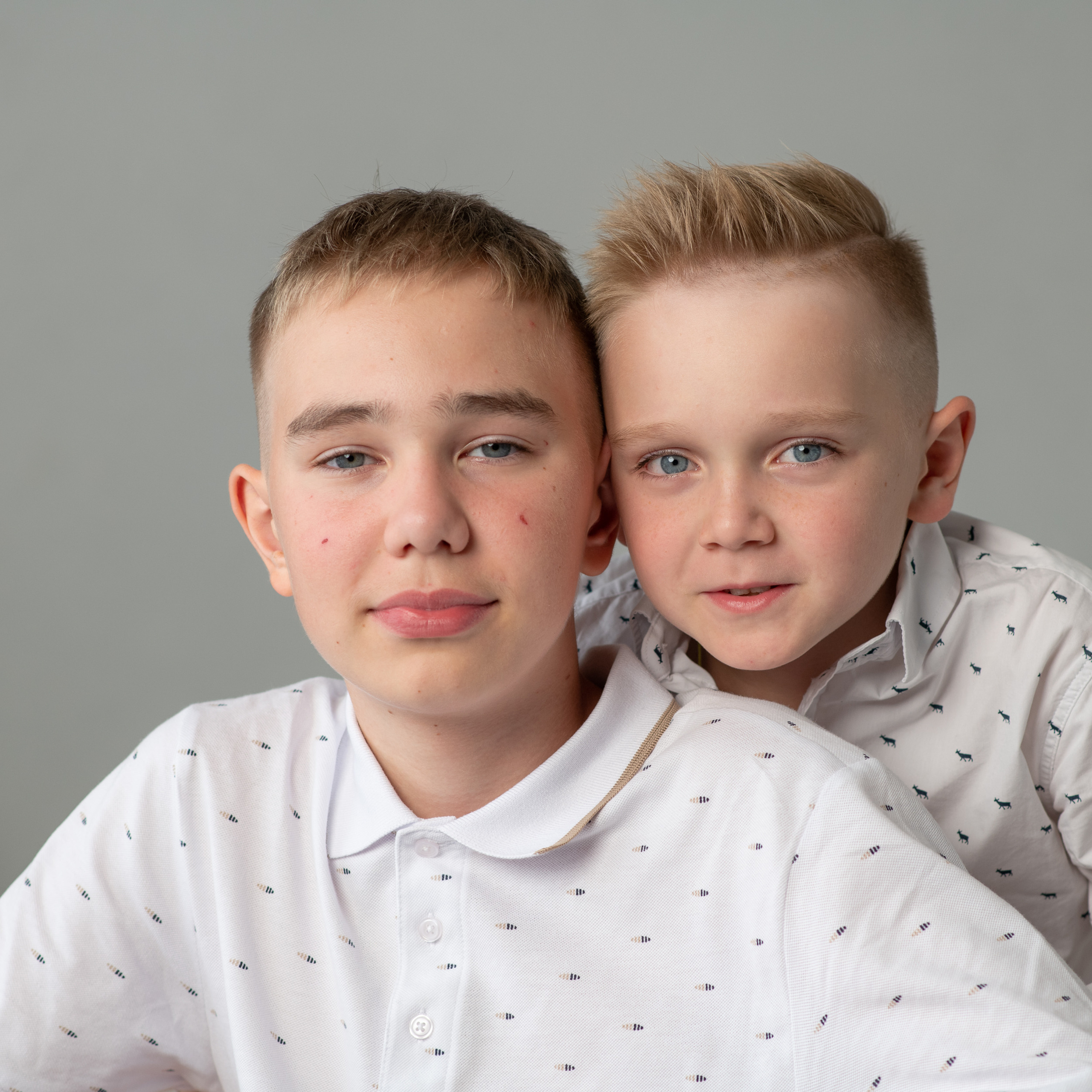 Отзывы о работе фотографа Елены Манжелей. Выпускные альбомы для школьников в Череповце