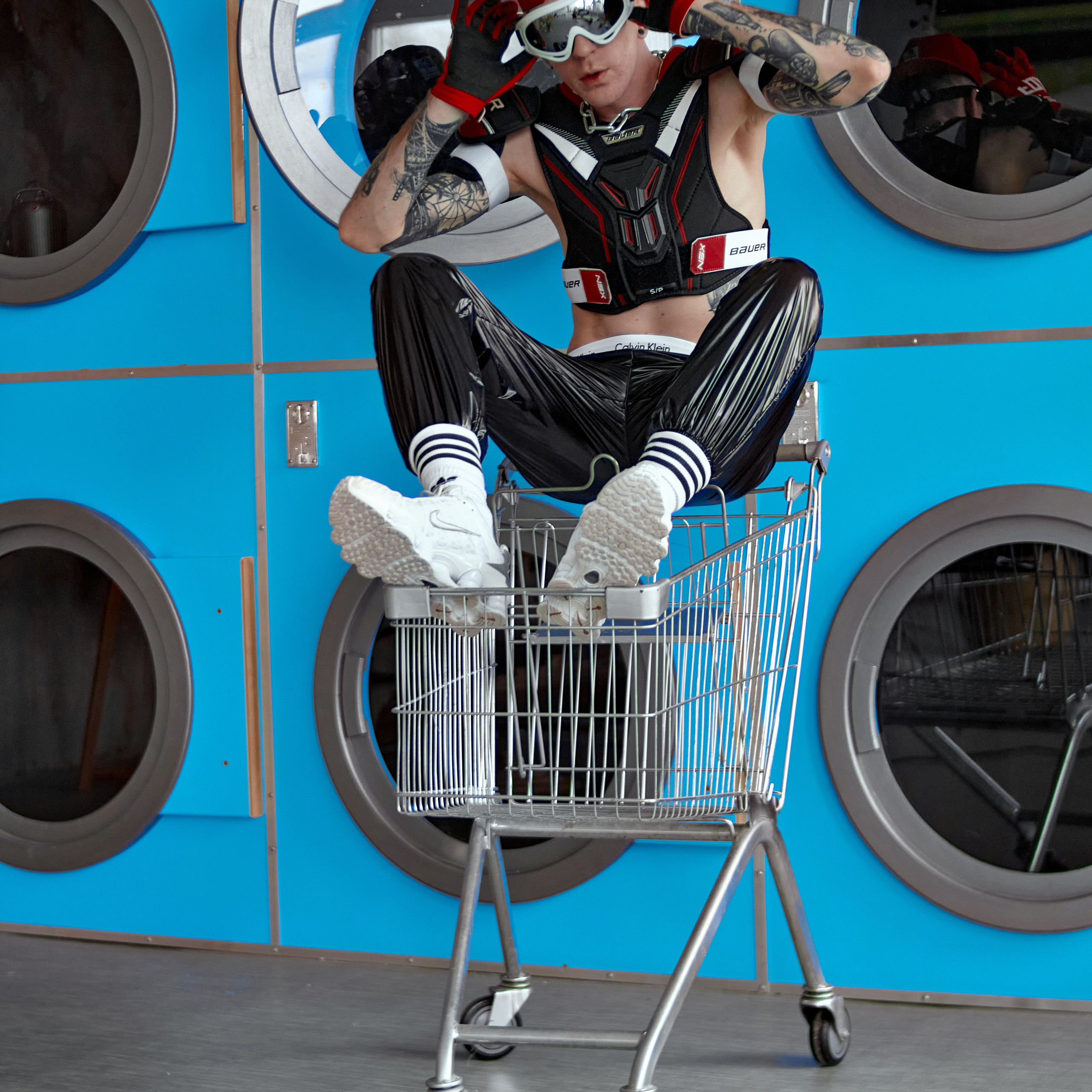 Женя x Прачечная и кухня. Андрей Дудкин. Контент фотограф в Москве