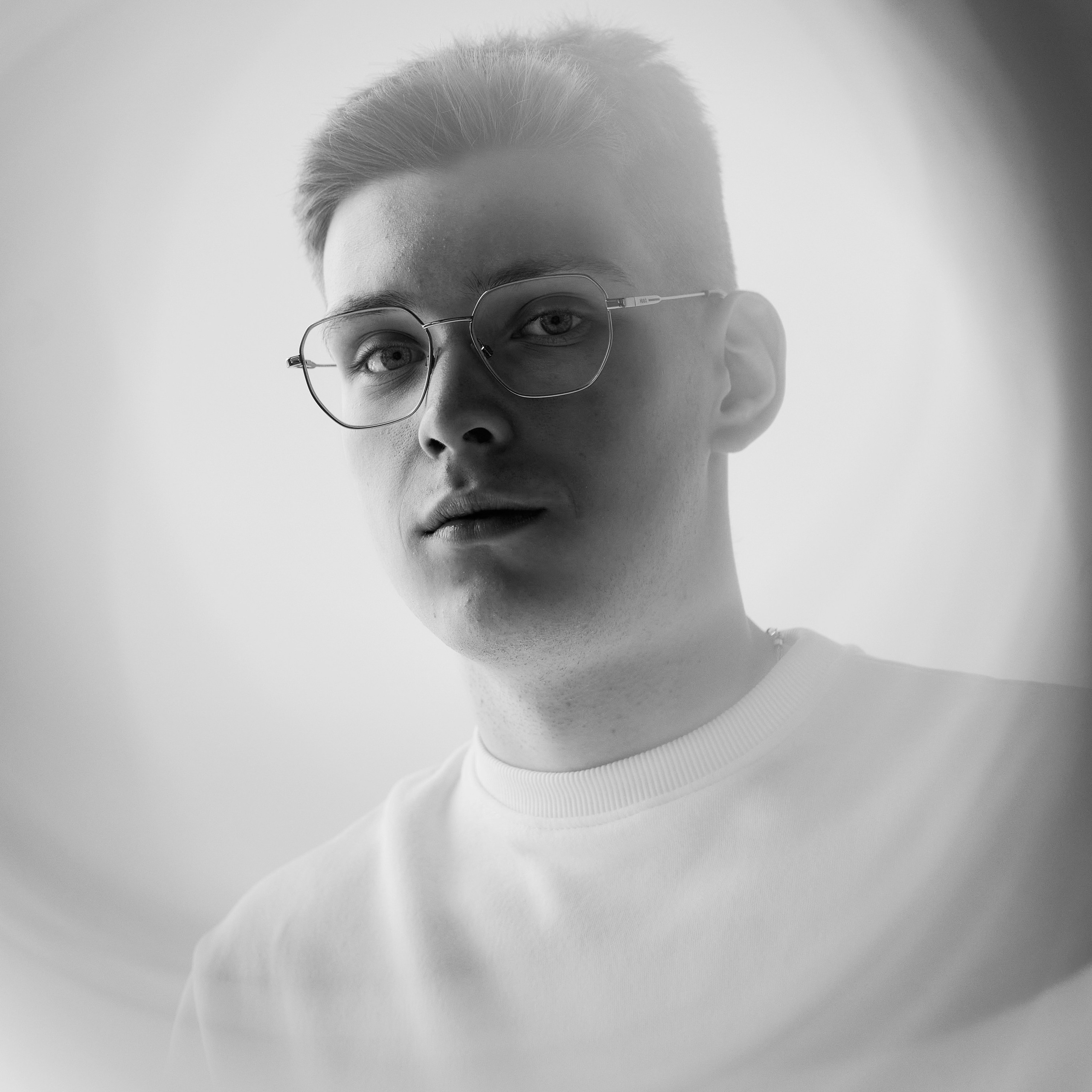 Daniil x WhiteMood. Андрей Дудкин. Контент фотограф в Москве