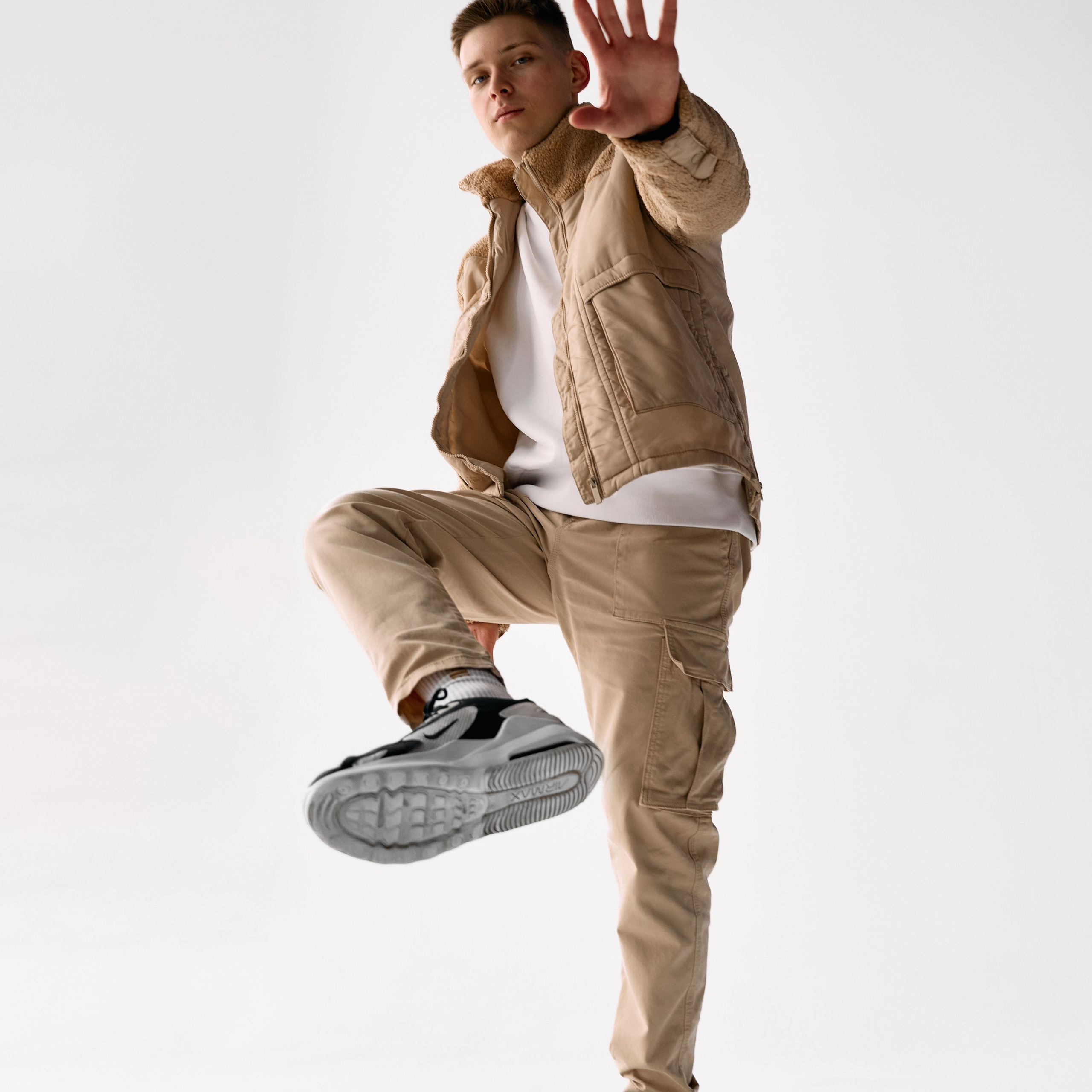 Daniil x WhiteMood. Андрей Дудкин. Контент фотограф в Москве