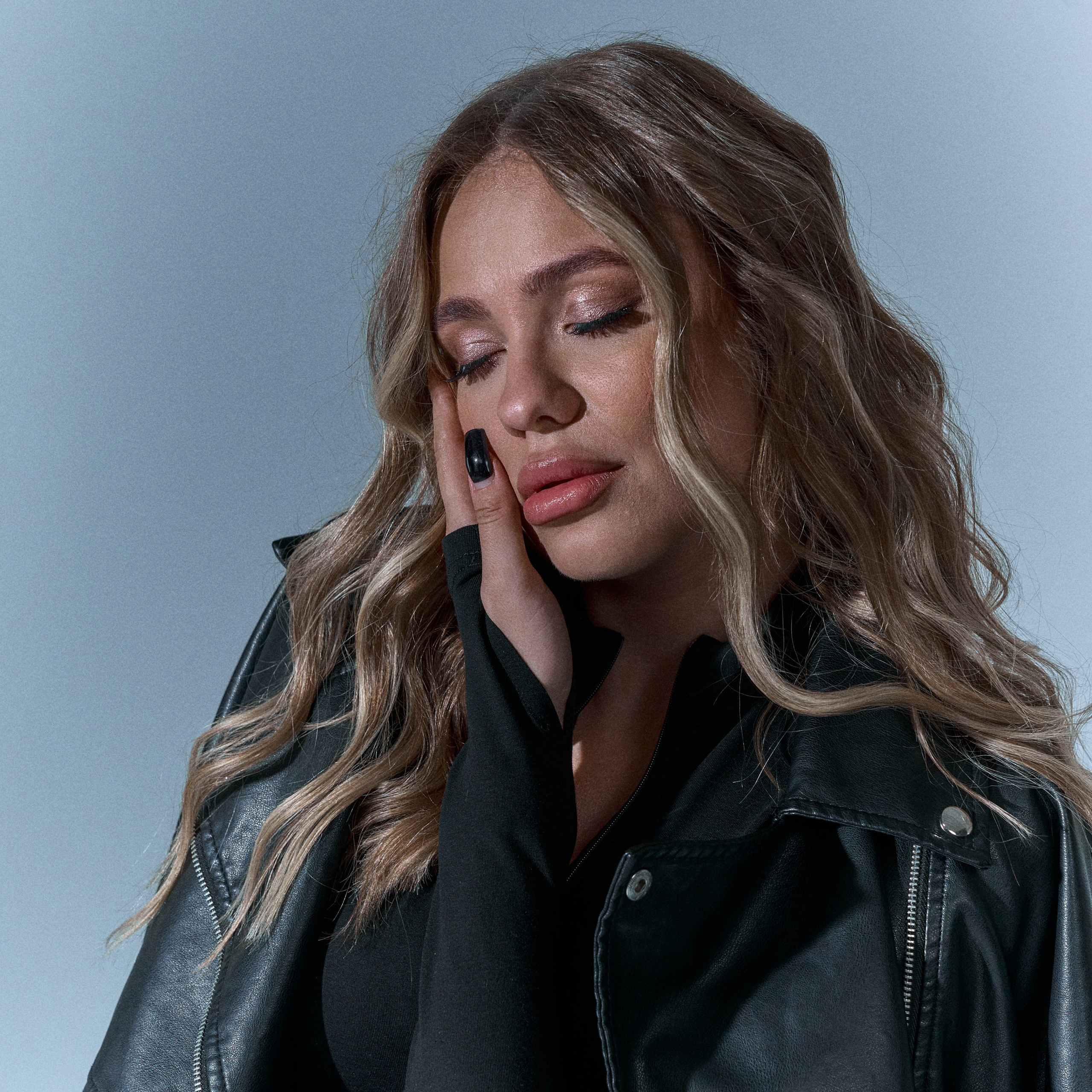 Мила х В студии. Андрей Дудкин. Контент фотограф в Москве