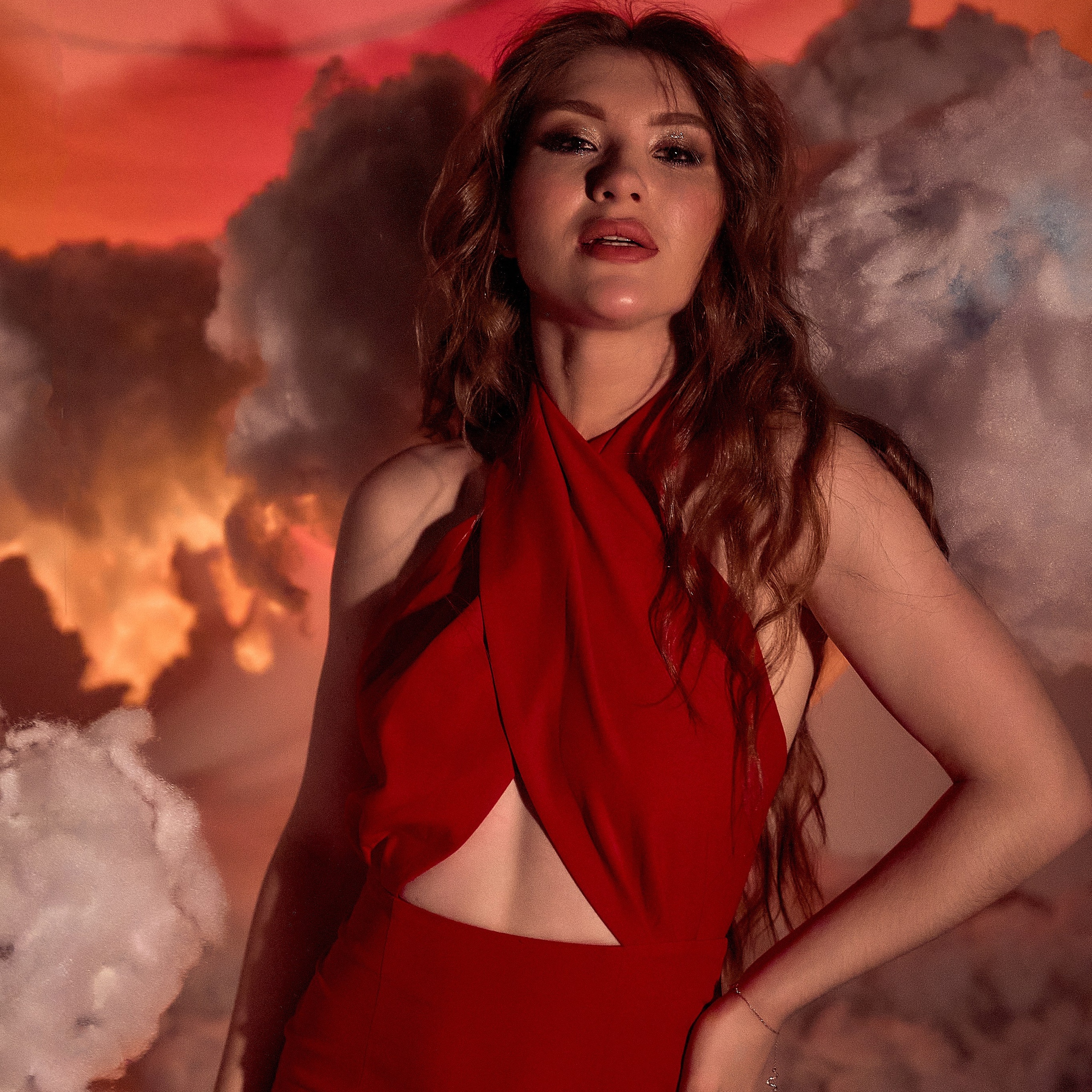 Ксения в Облаках. Андрей Дудкин. Контент фотограф в Москве