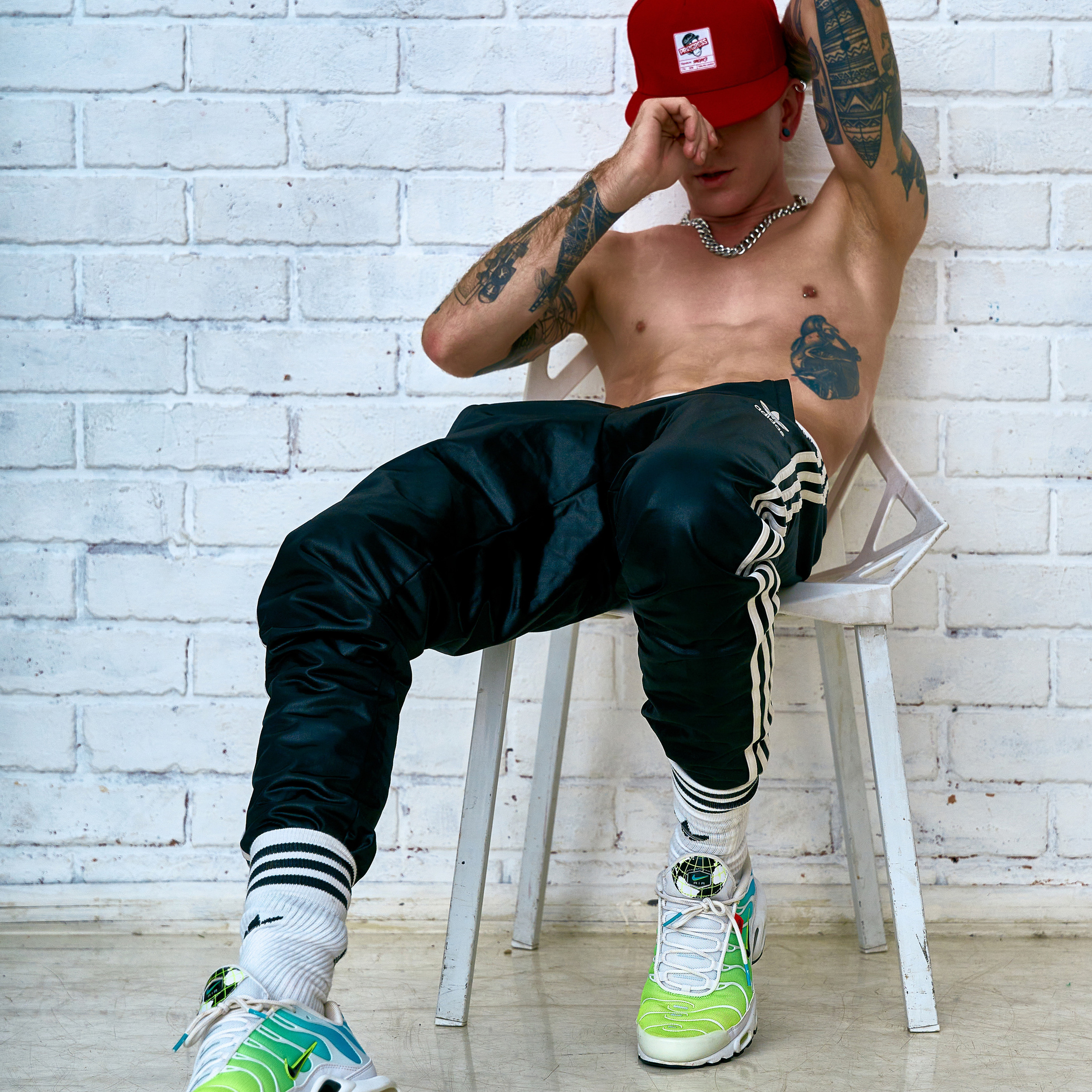 Eugene x Tommy studio. Андрей Дудкин. Контент фотограф в Москве