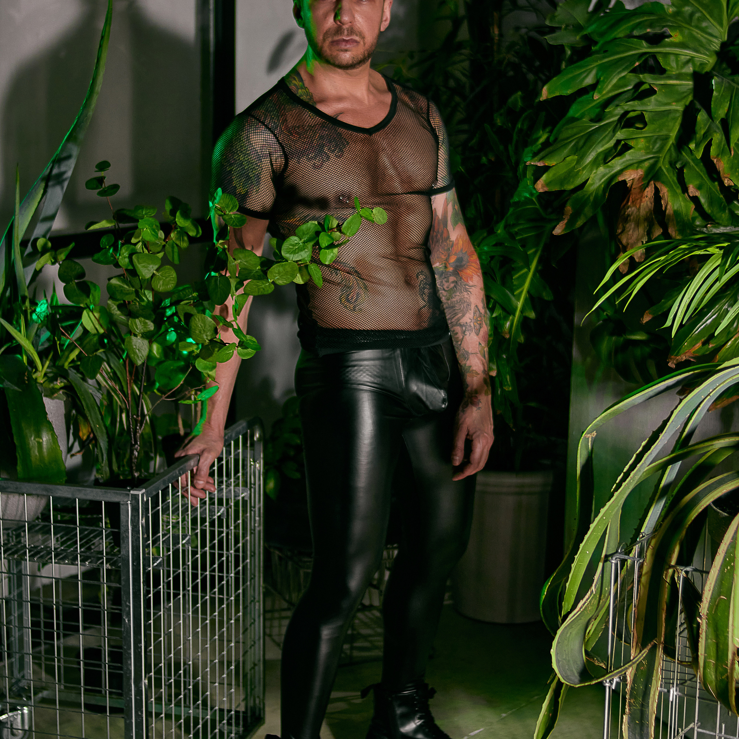 Саша x Оранжерея. Андрей Дудкин. Контент фотограф в Москве