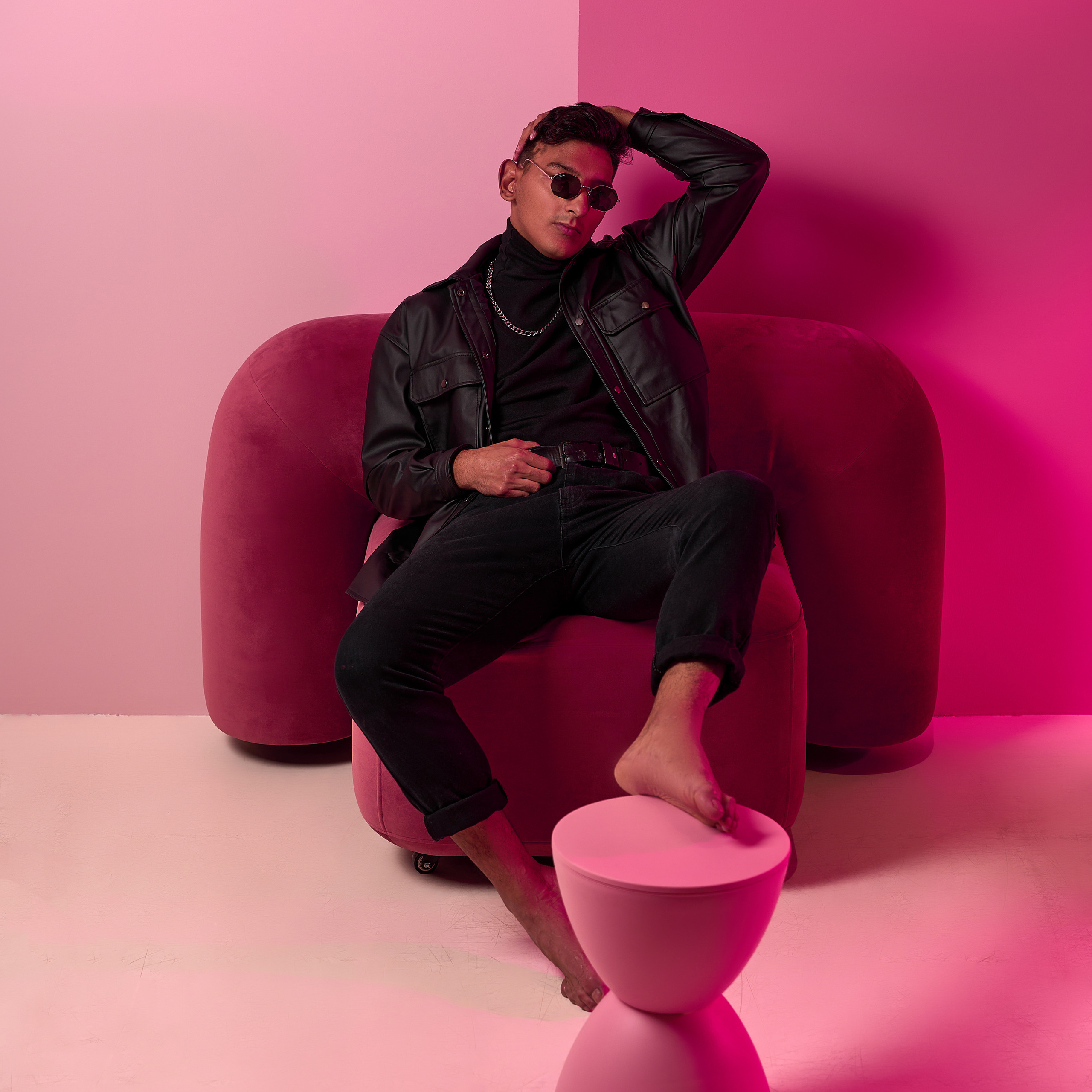 Костя x Розовый лофт. Андрей Дудкин. Контент фотограф в Москве