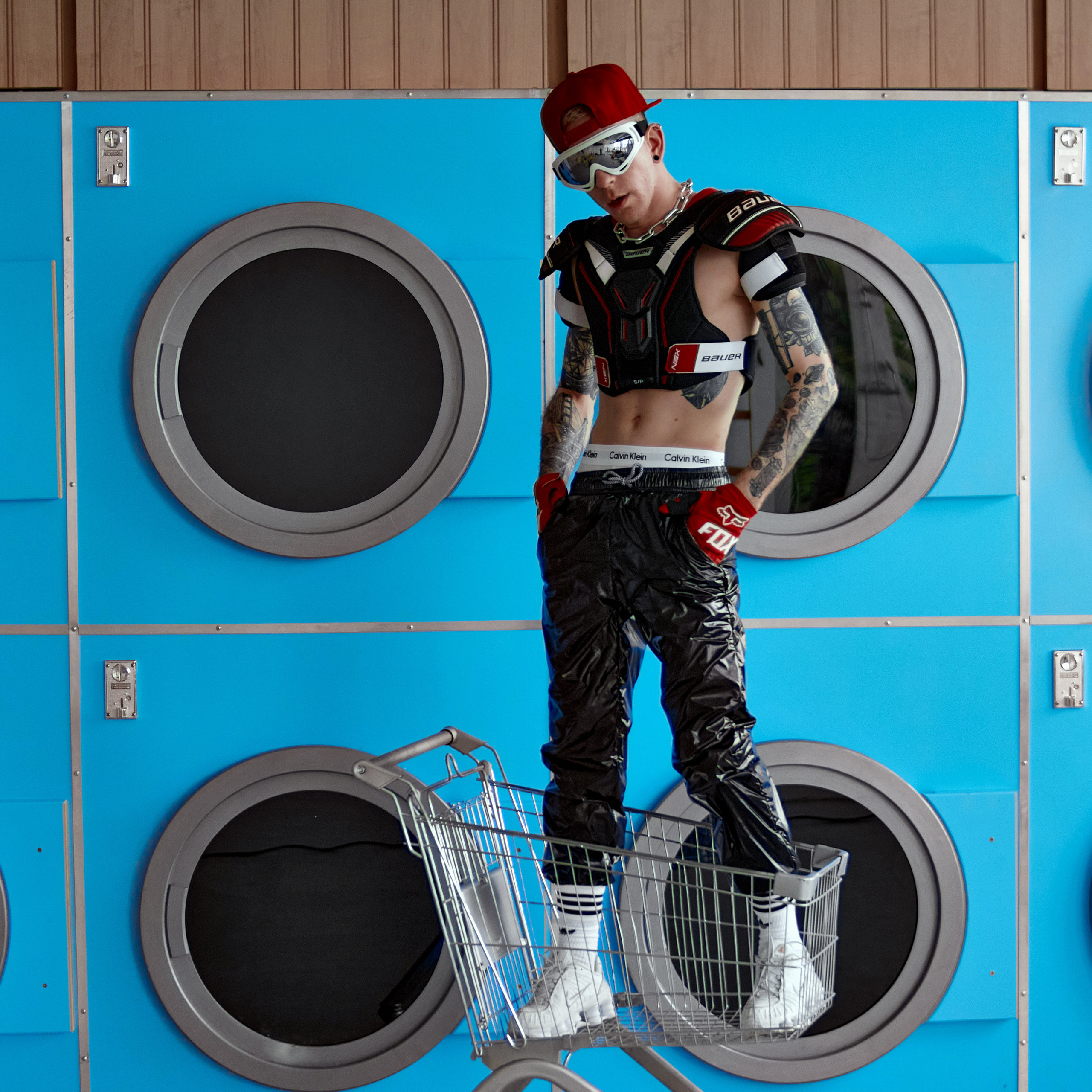 Женя x Прачечная и кухня. Андрей Дудкин. Контент фотограф в Москве