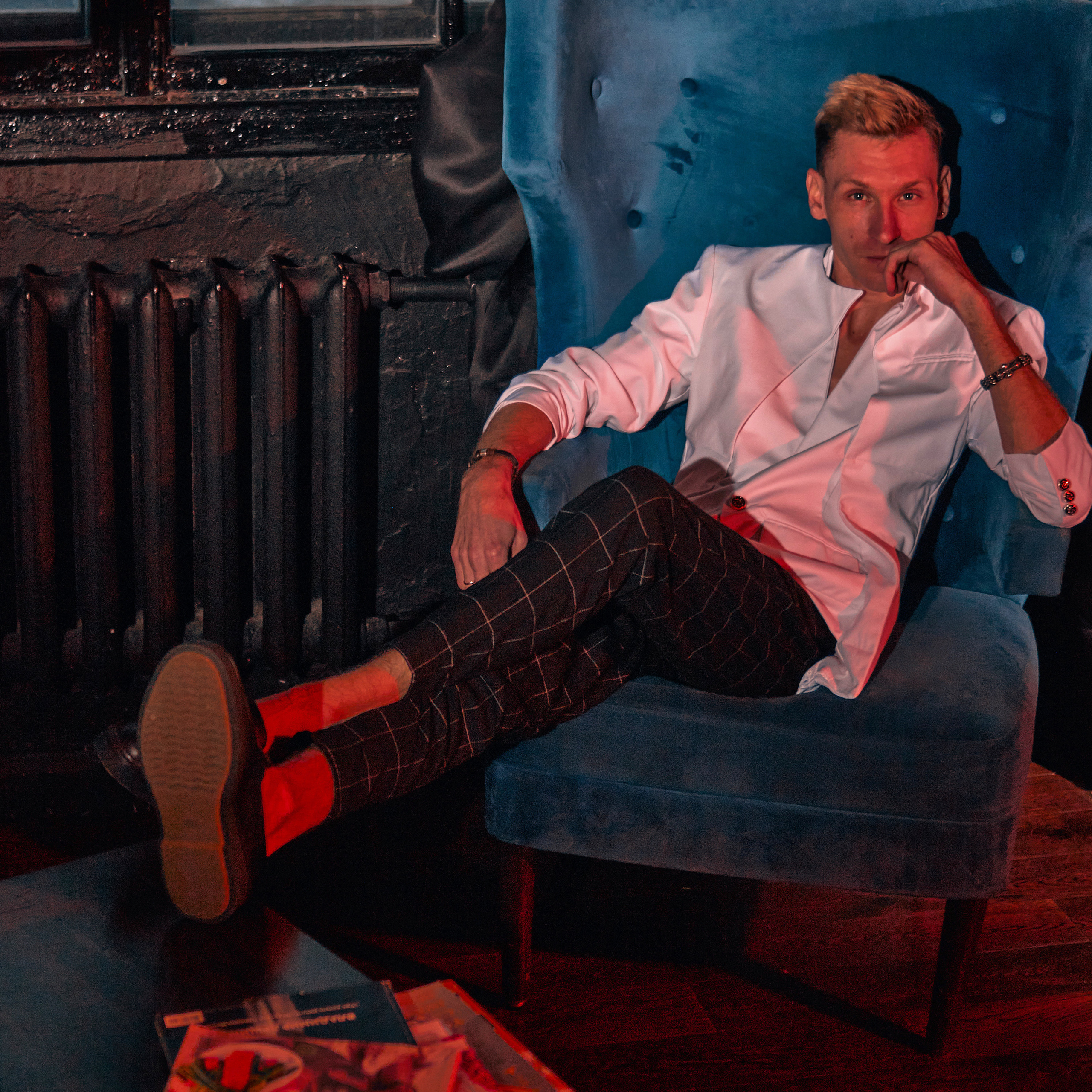 Денис со змеей. Андрей Дудкин. Контент фотограф в Москве