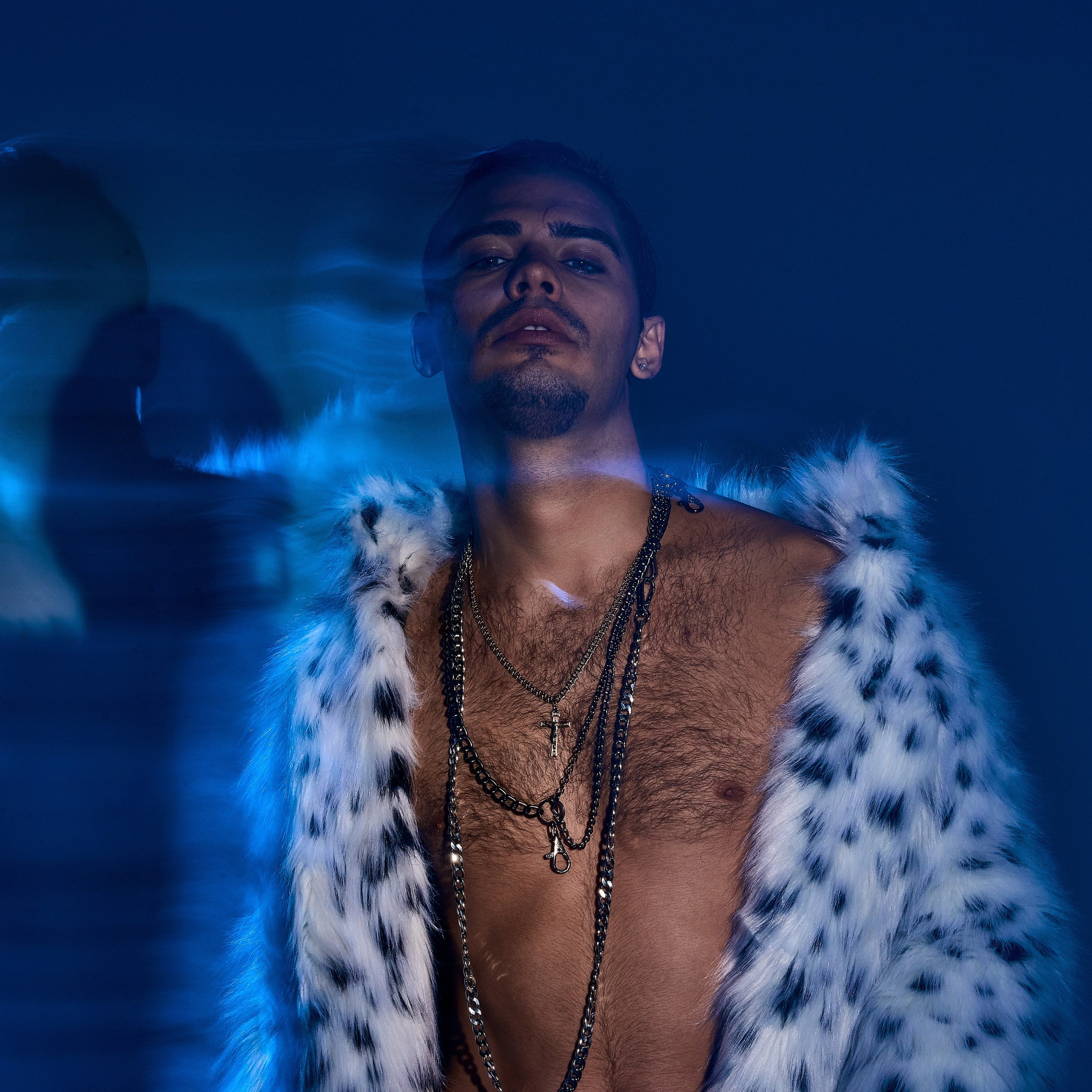 Промо и обложка сингла Алексей Воронов «На парапет». Андрей Дудкин. Контент фотограф в Москве