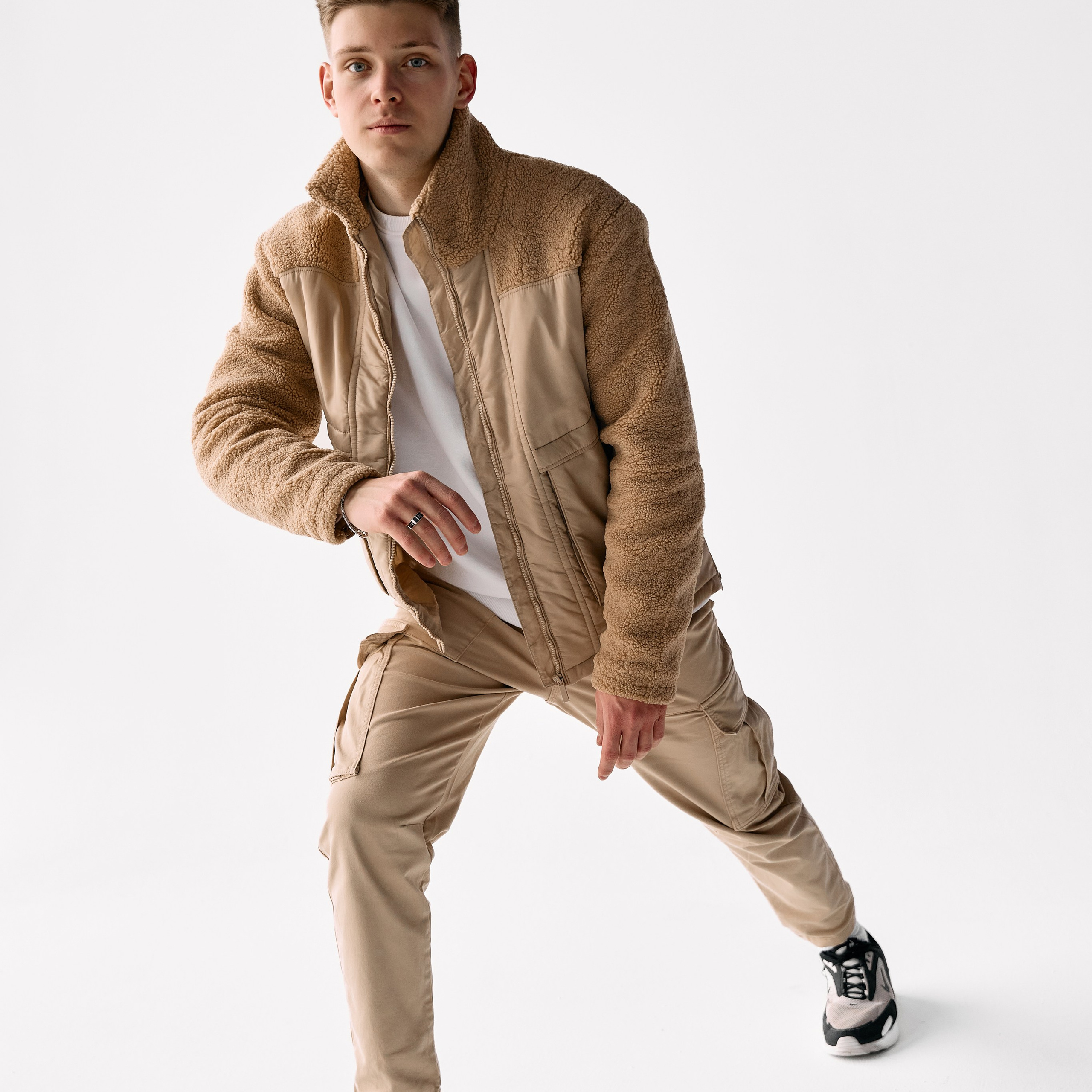 Daniil x WhiteMood. Андрей Дудкин. Контент фотограф в Москве