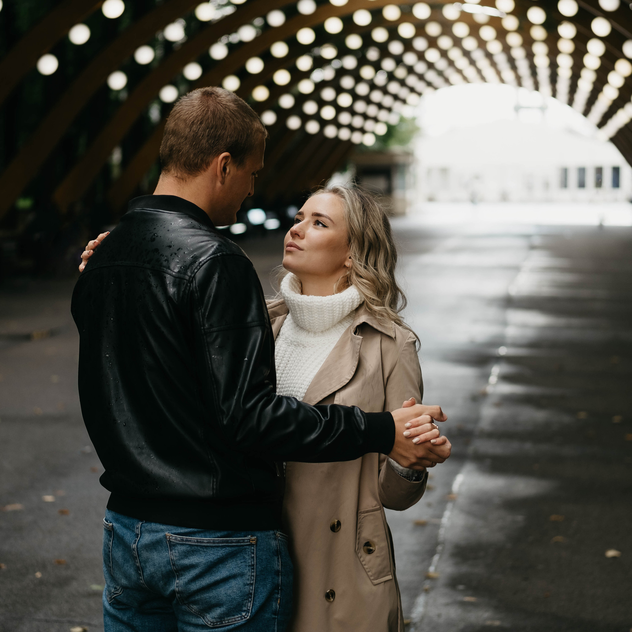 Танец под дождем