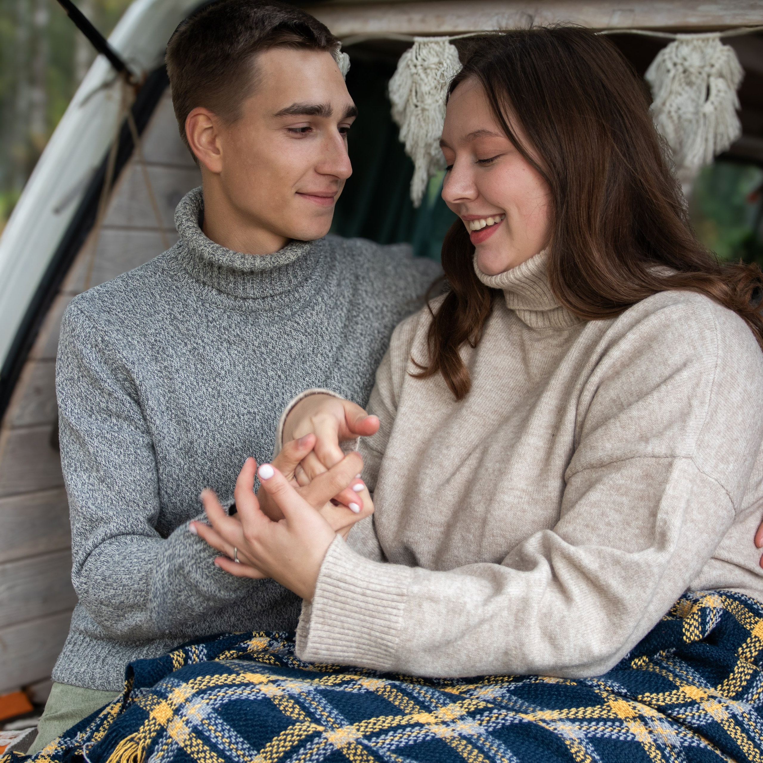 История любви — Татьян и Максим. Фотопрогулка с фургоном.