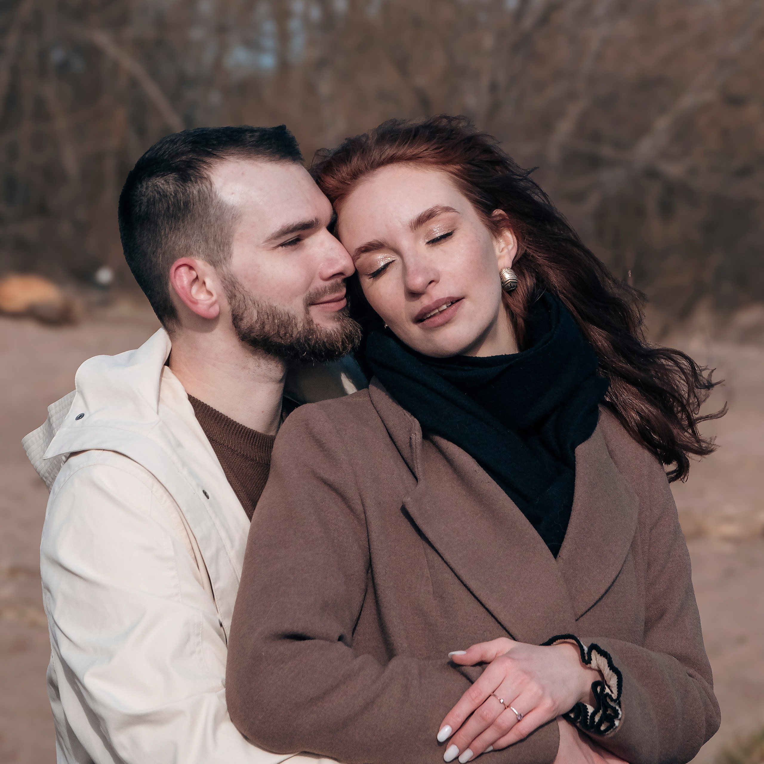 Пляжная прогулка на двоих, не считая собаки