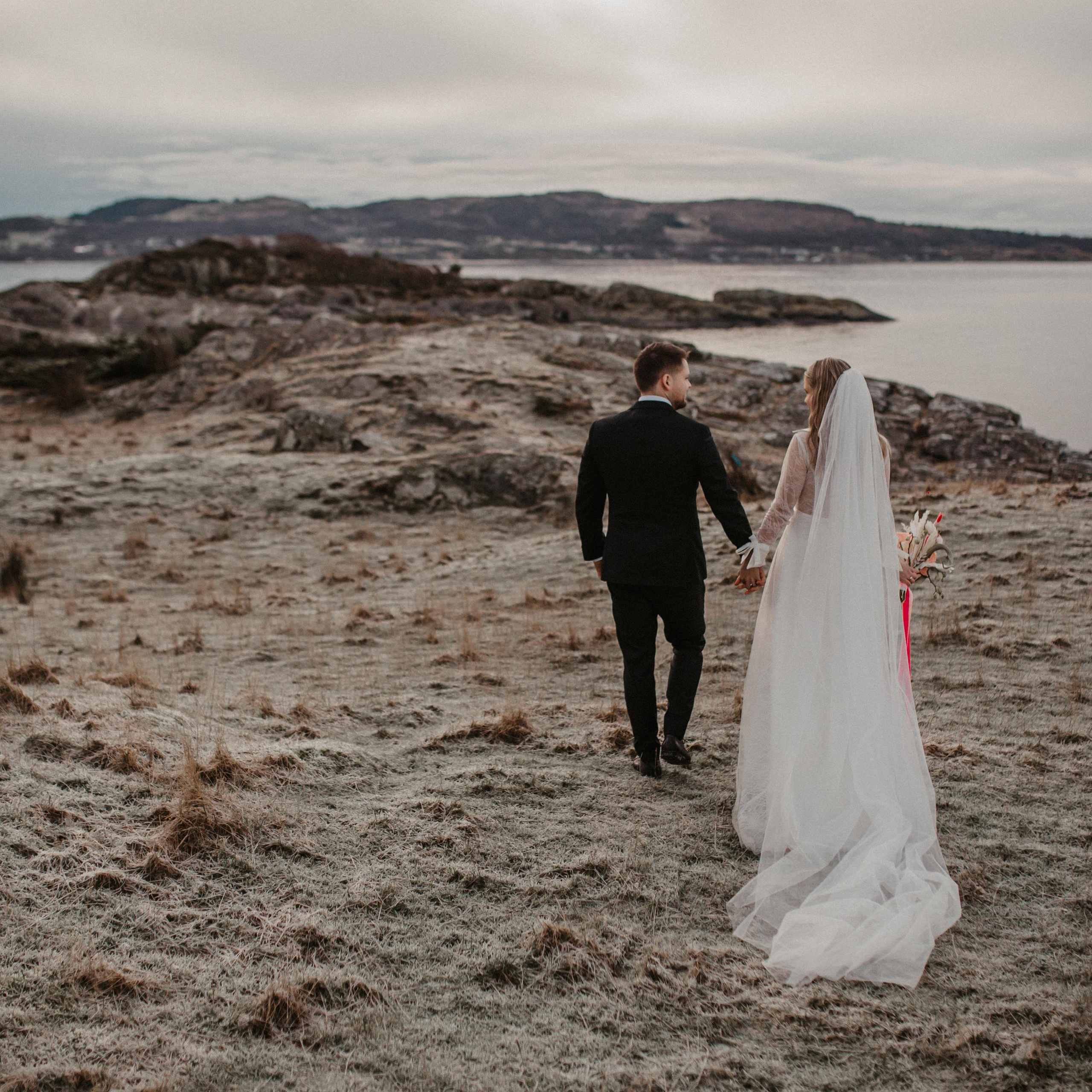 Winter wedding in rainy Stavanger