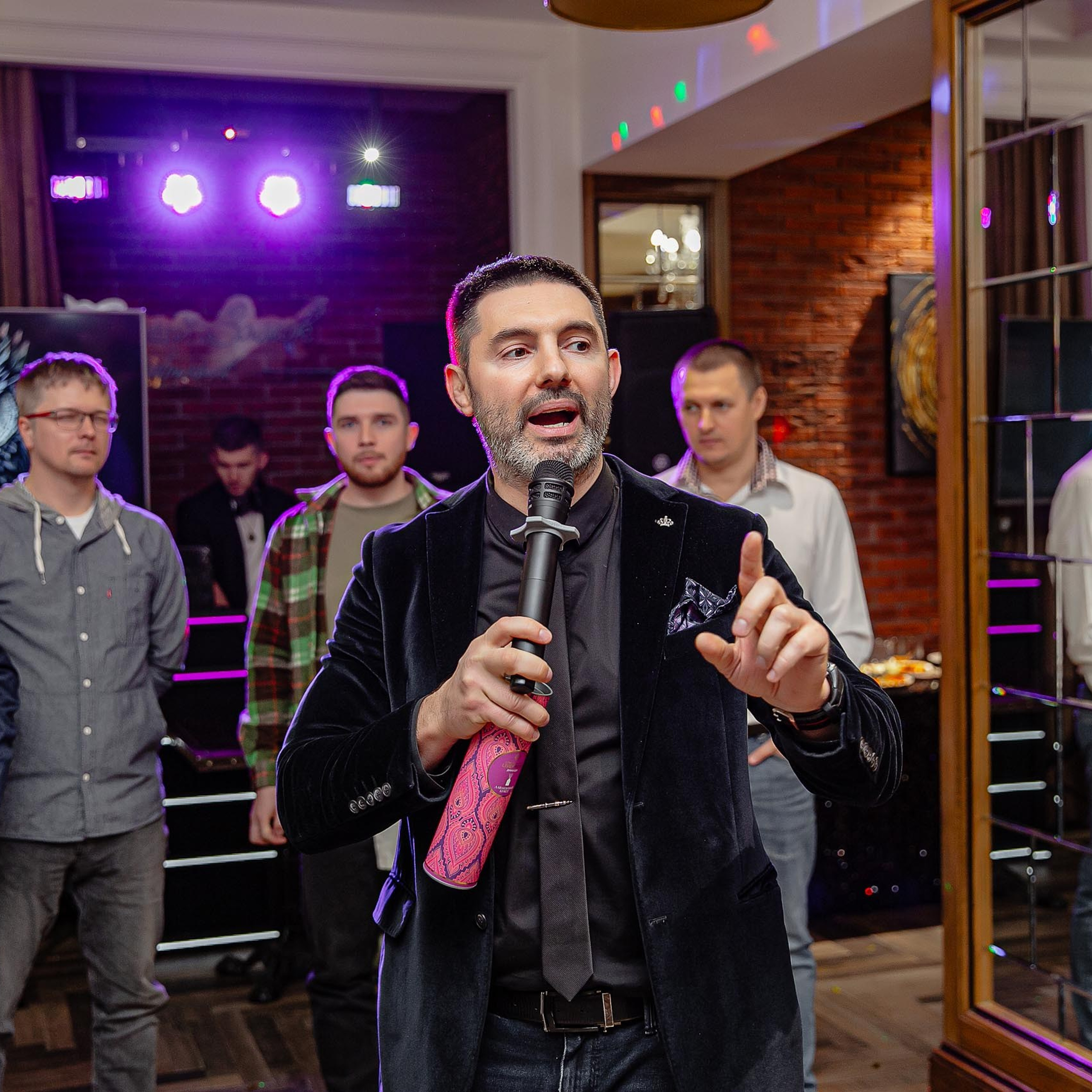 Фотосъёмка Юбилеев. Владивосток семейный фотограф Александр Степанов