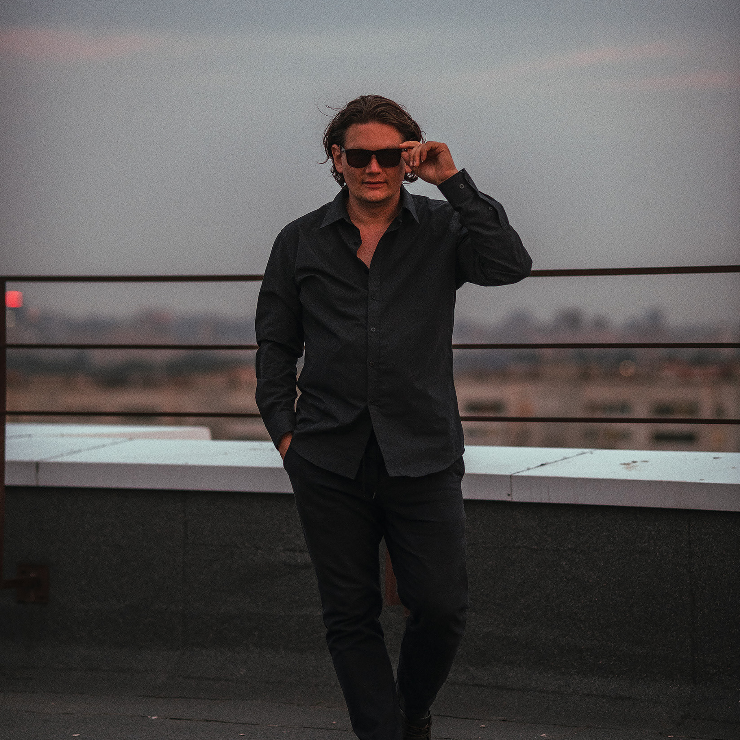 Атмосферная фотосессия на крыше