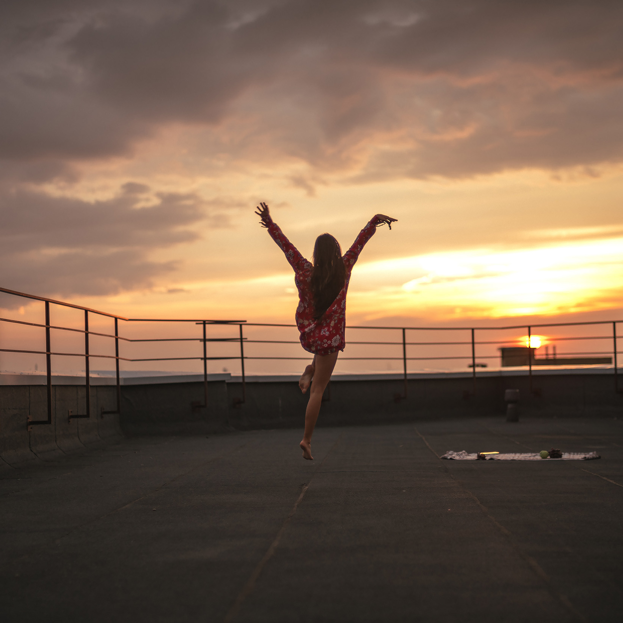 Атмосферная фотосессия на крыше