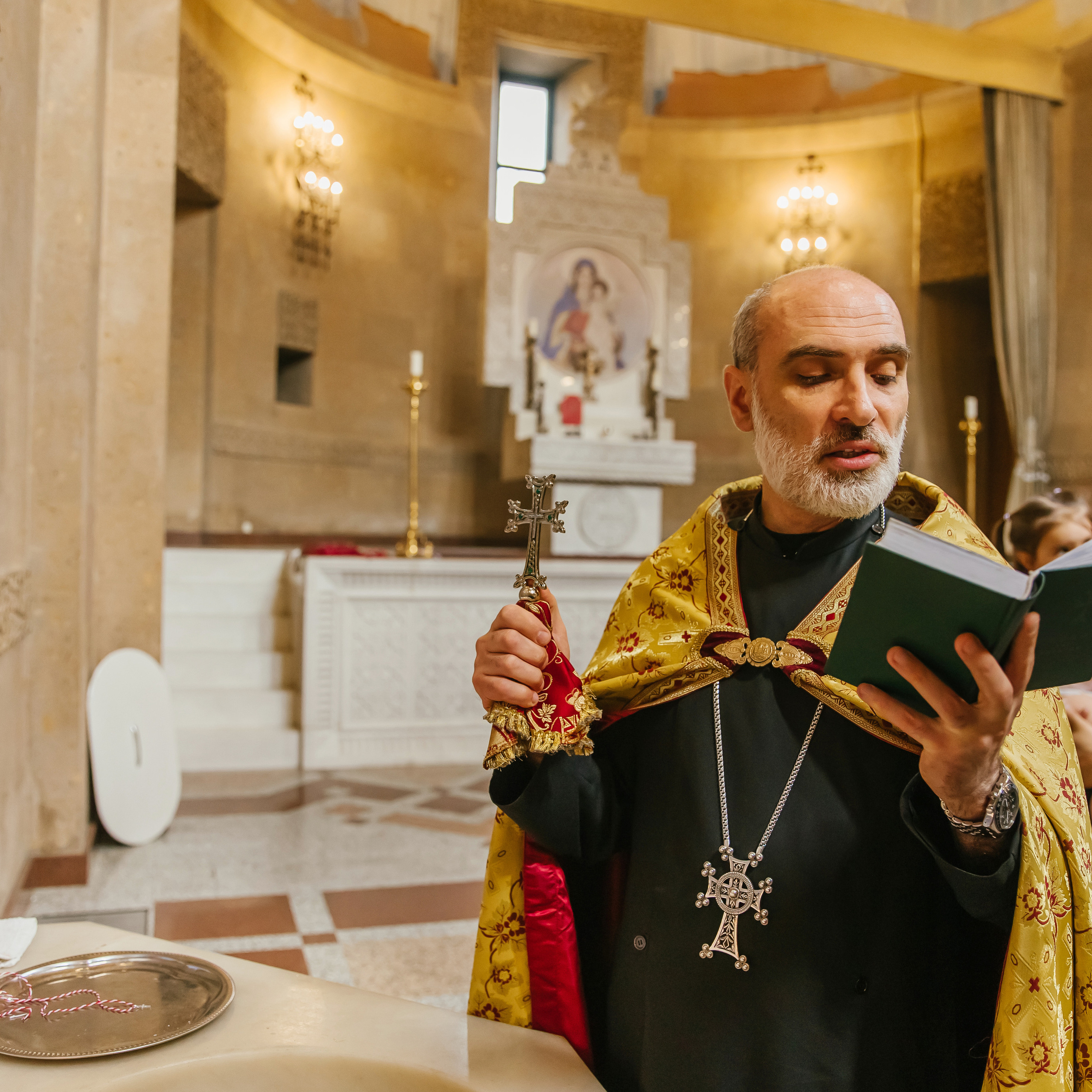 Фотограф на крещение в Москве. Krumstudio фото, видео по Москве и МО