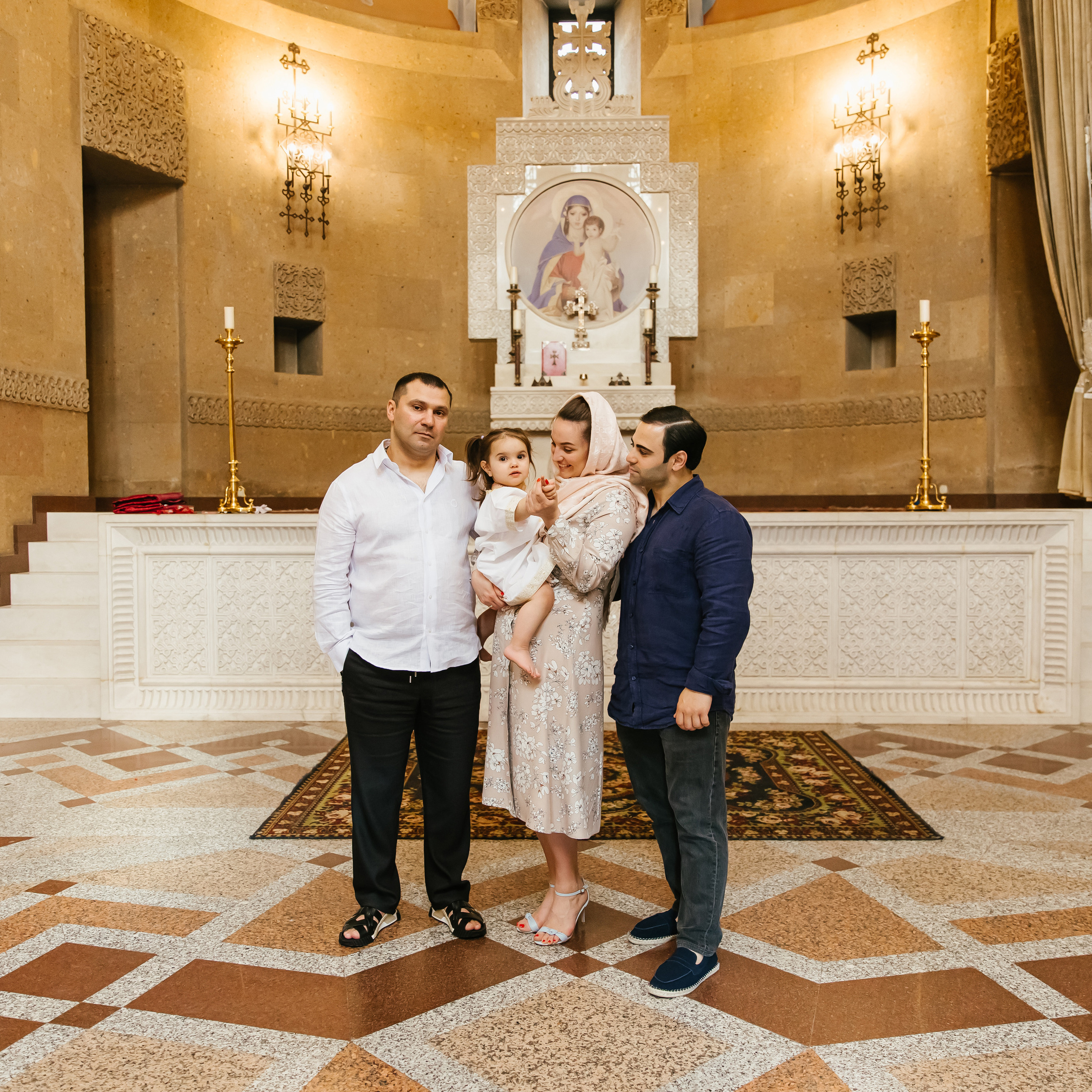 Фотограф на крещение в Москве. Krumstudio фото, видео по Москве и МО