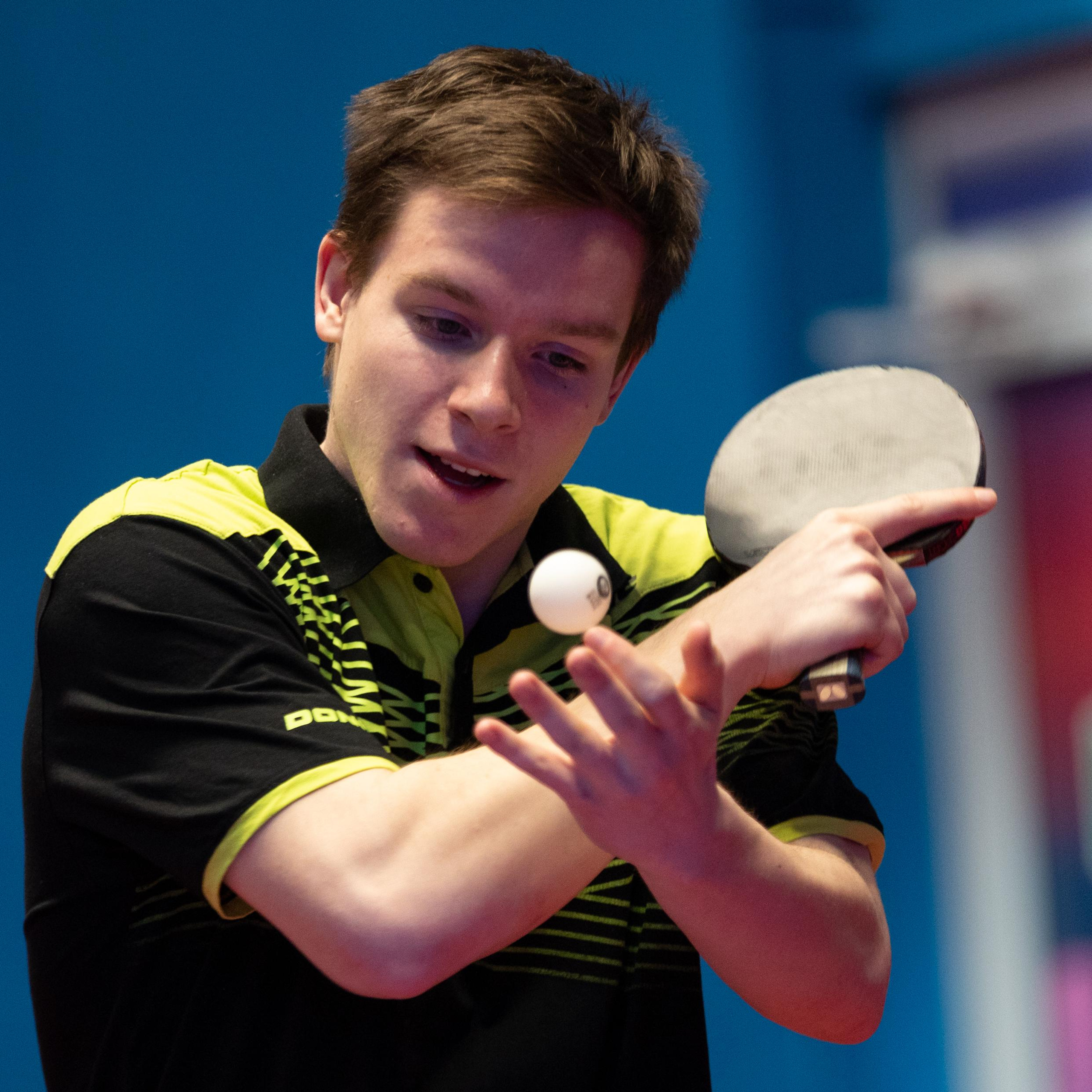 НАСТОЛЬНЫЙ ТЕННИС